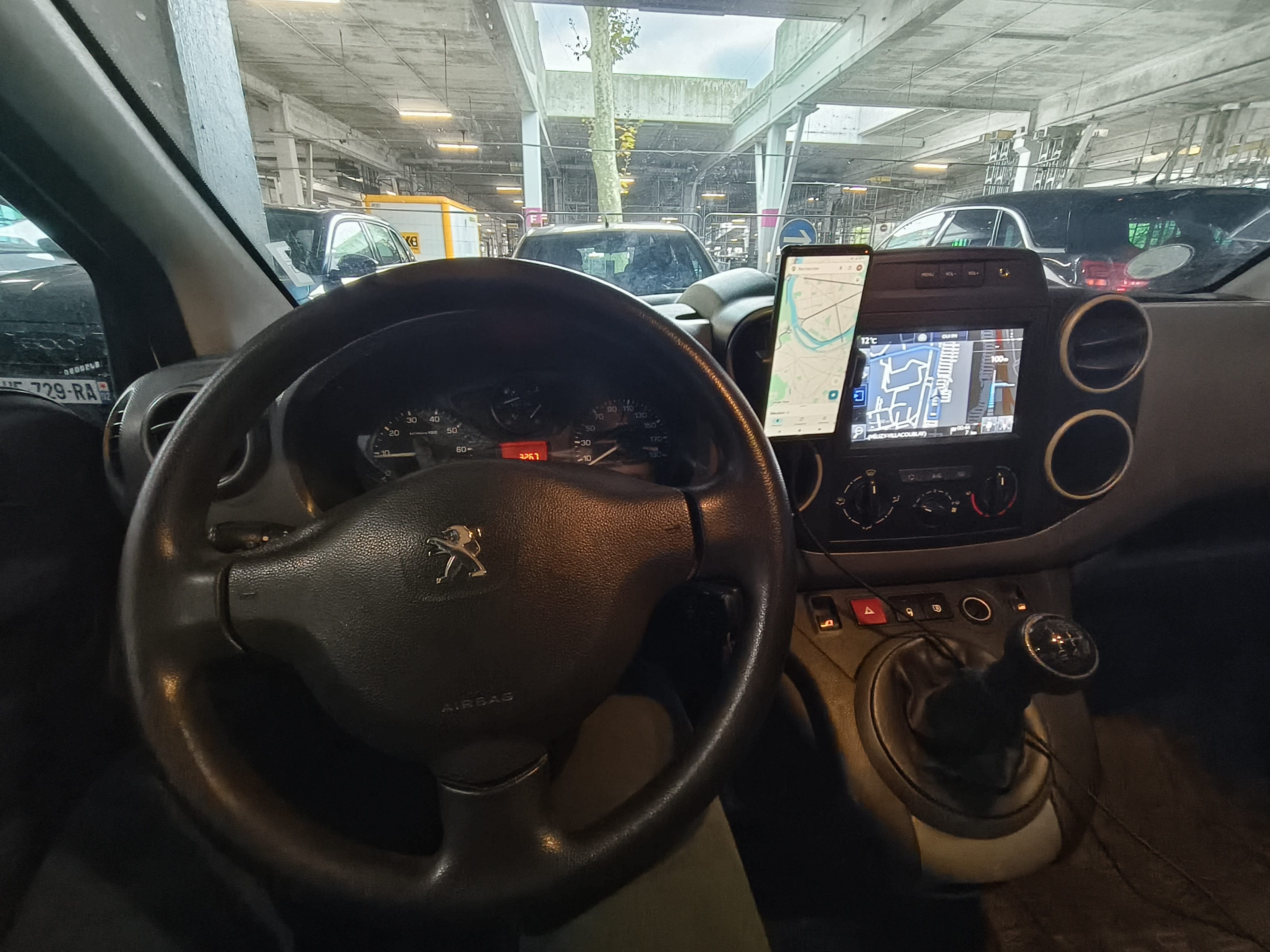 Peugeot Partner avec Audio Bluetooth