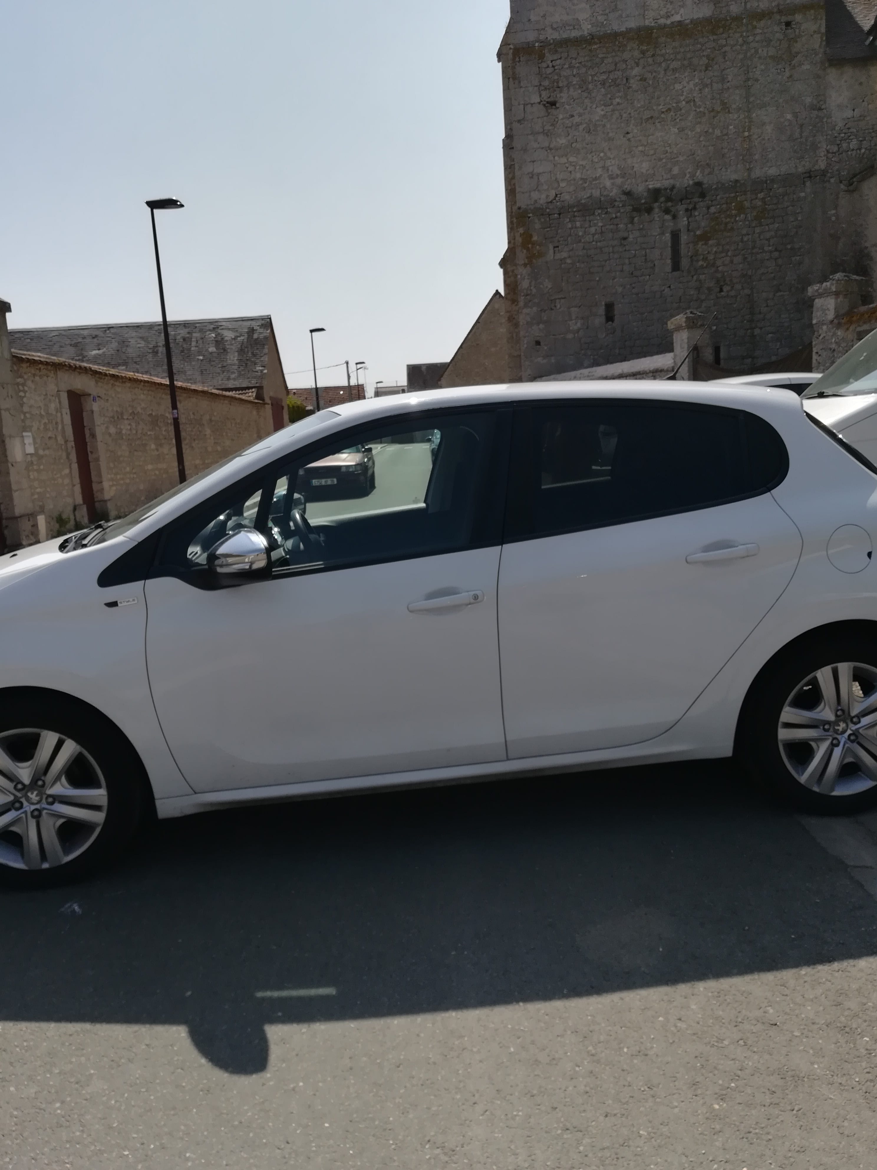 Peugeot 208 avec Régulateur de vitesse