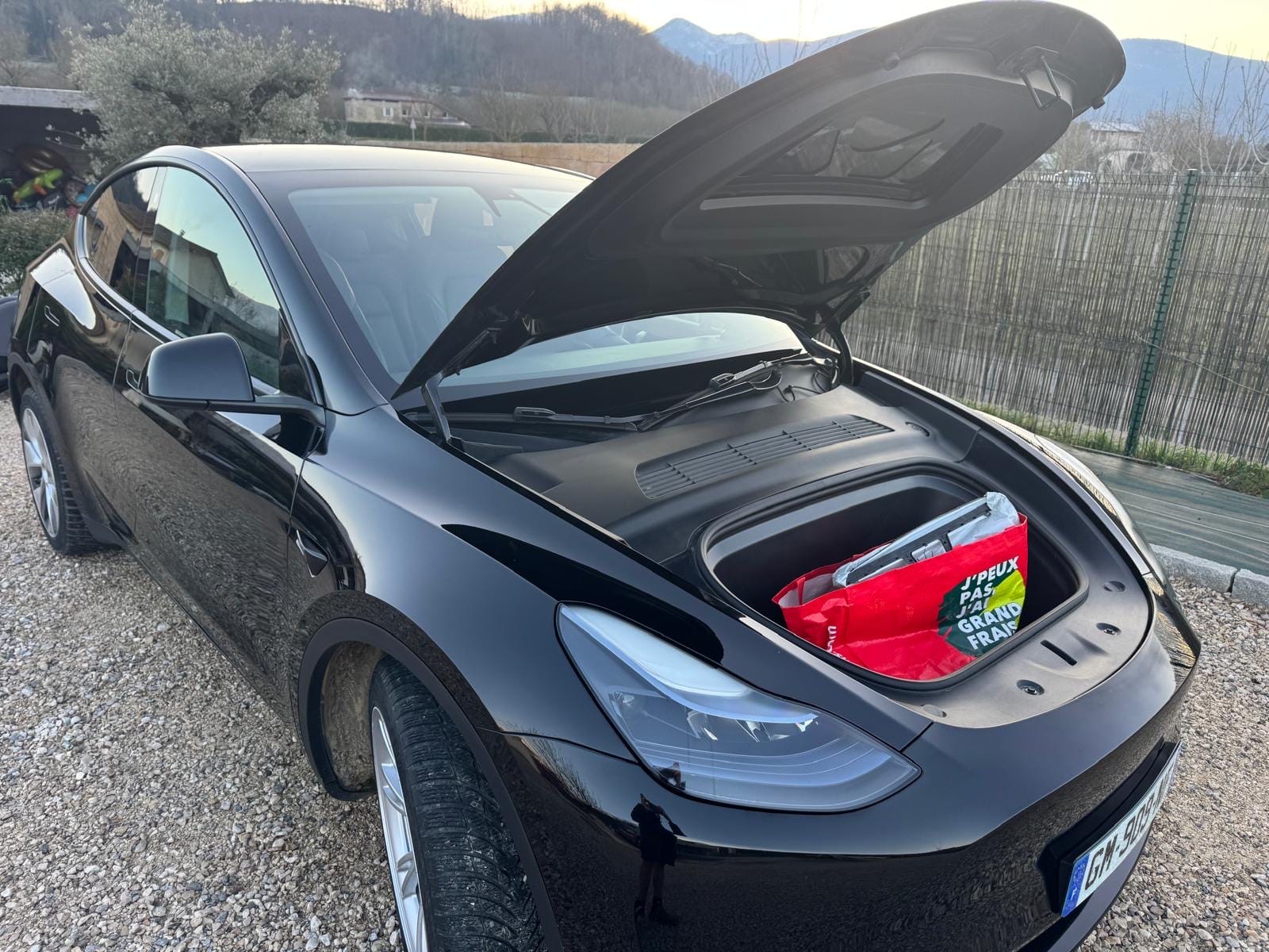 Tesla Model Y avec Régulateur de vitesse