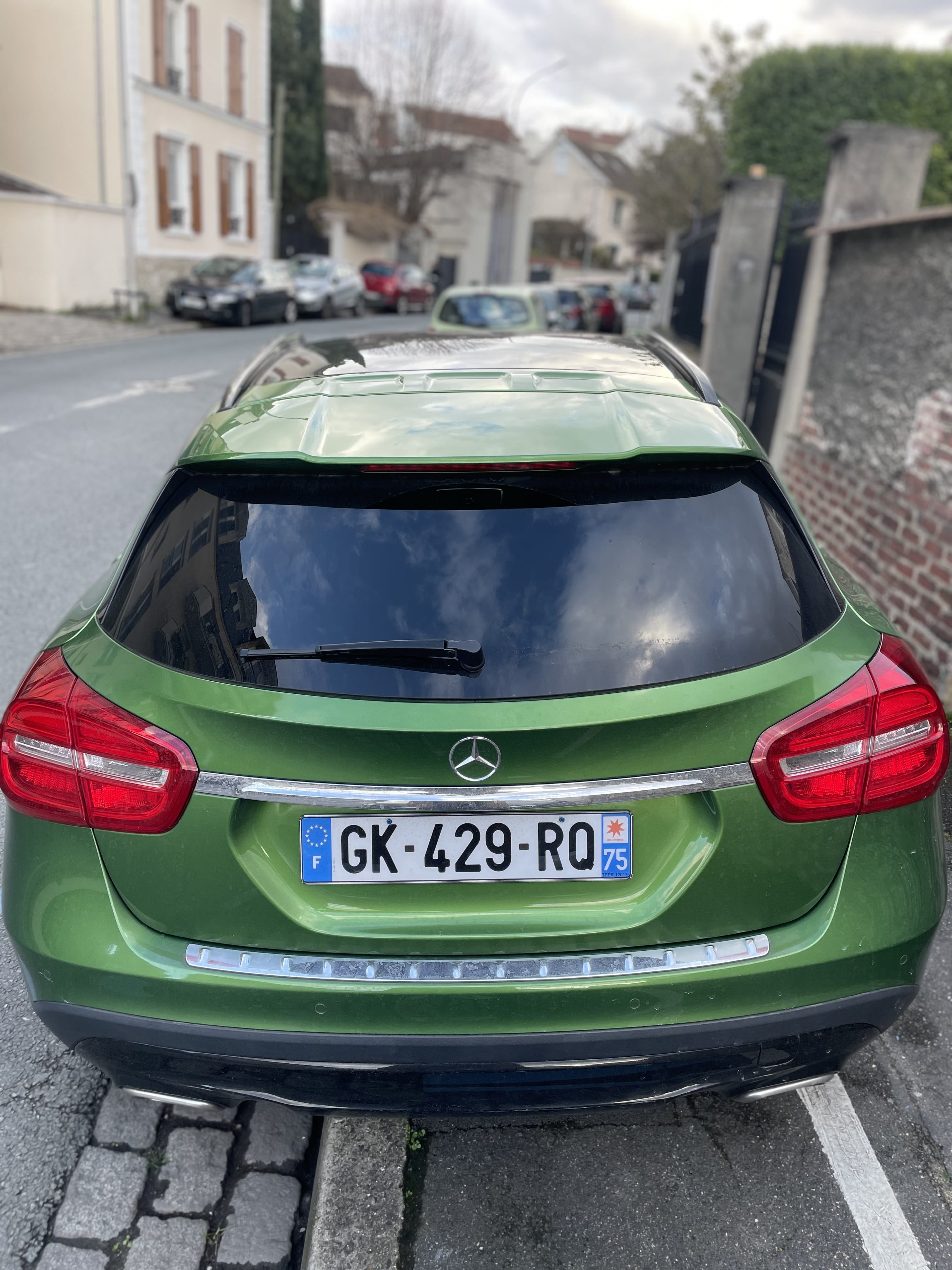 Mercedes-Benz Classe GLA avec GPS