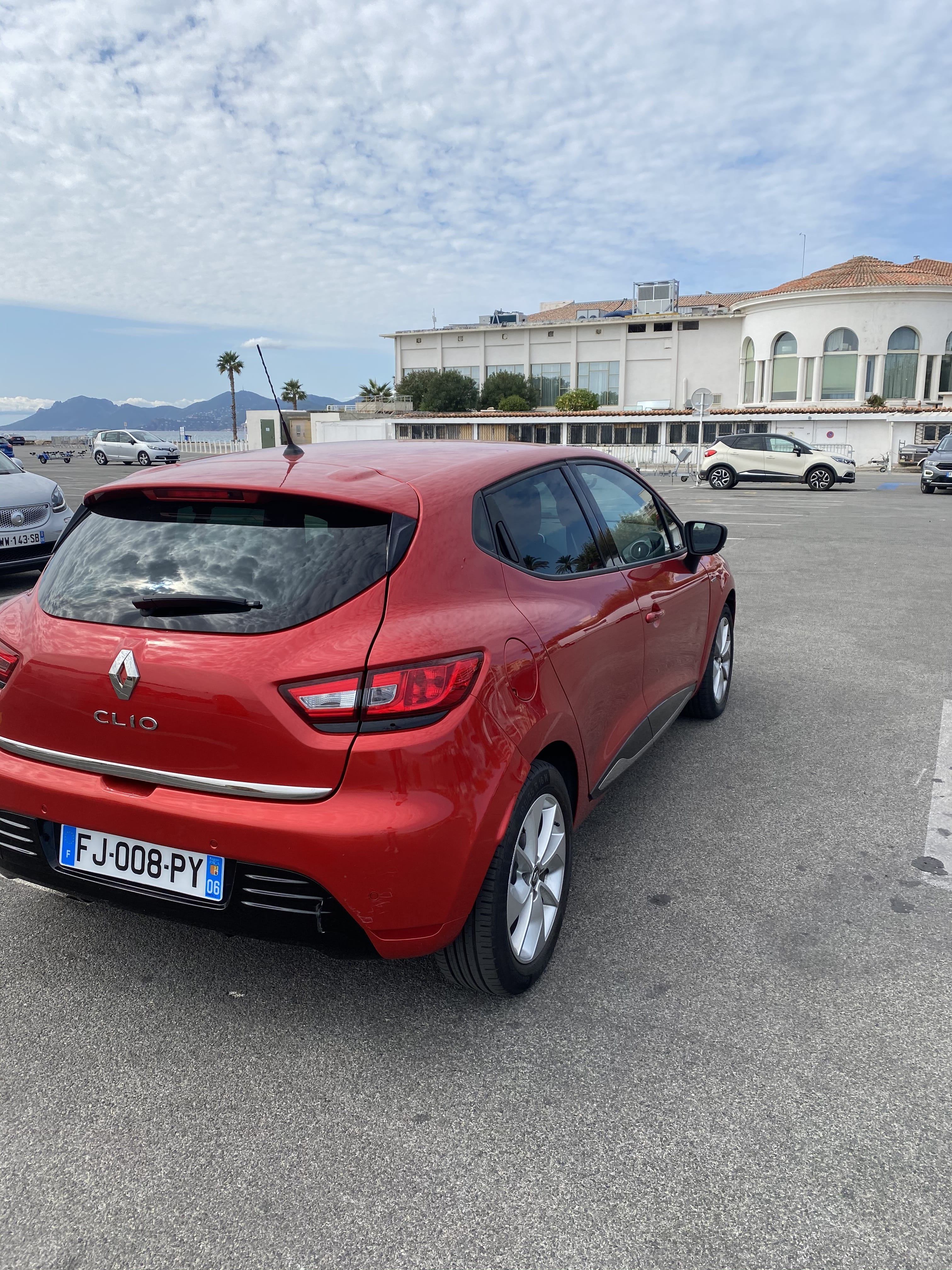 Renault Clio avec GPS
