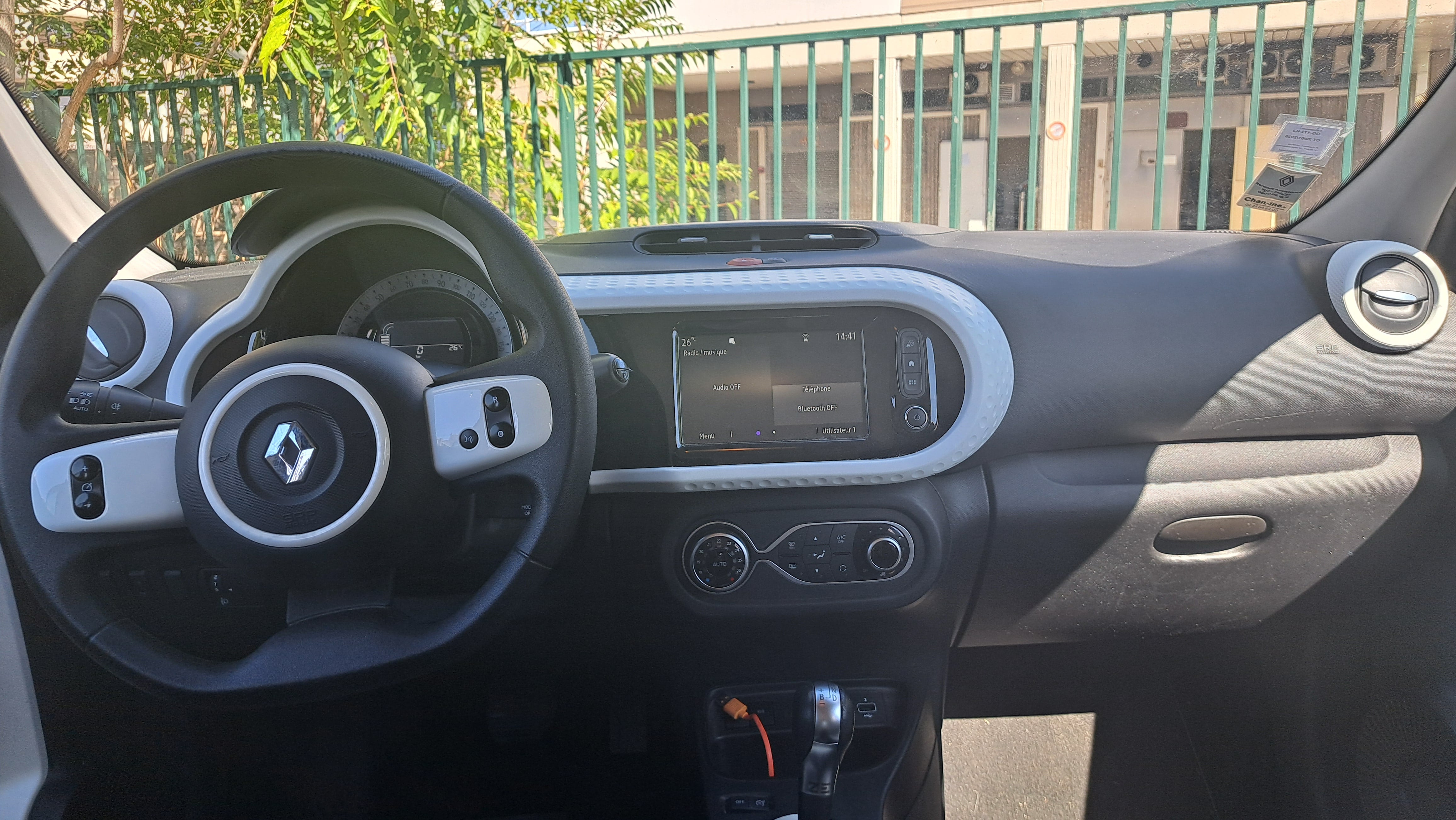 Renault Twingo E-Tech avec Siège bébé