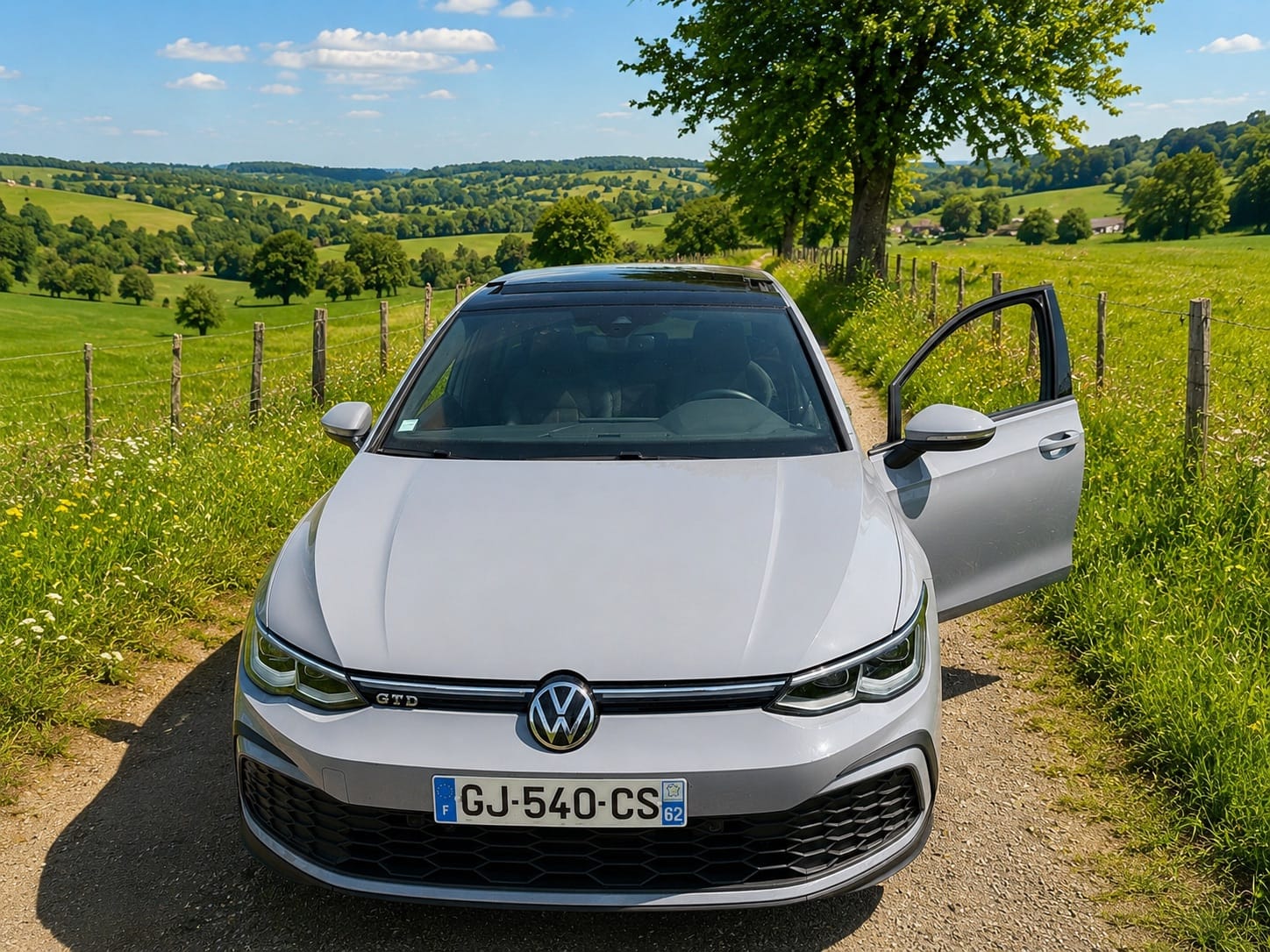 Volkswagen Golf avec GPS