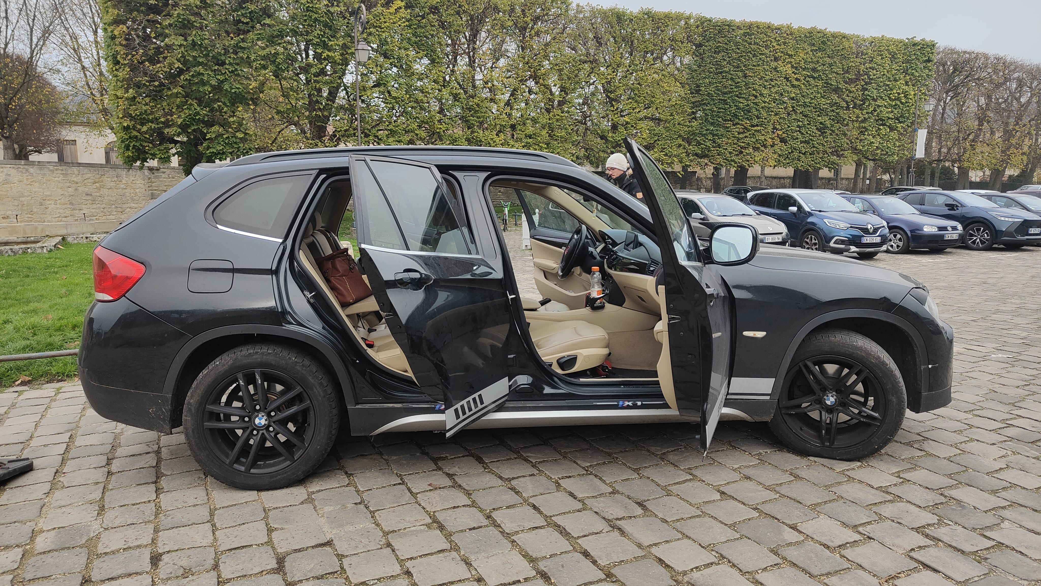 BMW X1 xDrive18d avec Audio Bluetooth