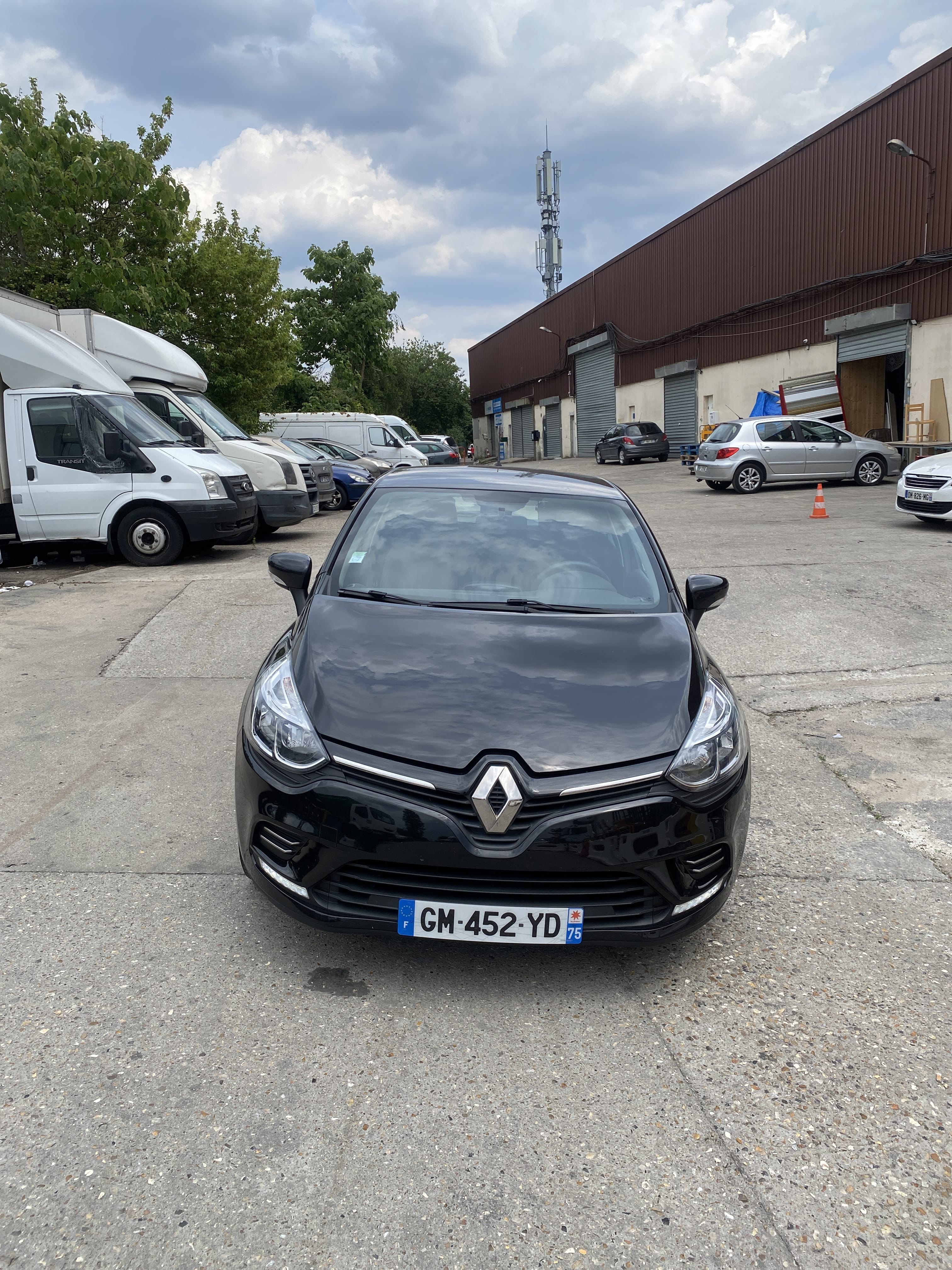 Renault Clio avec Climatisation