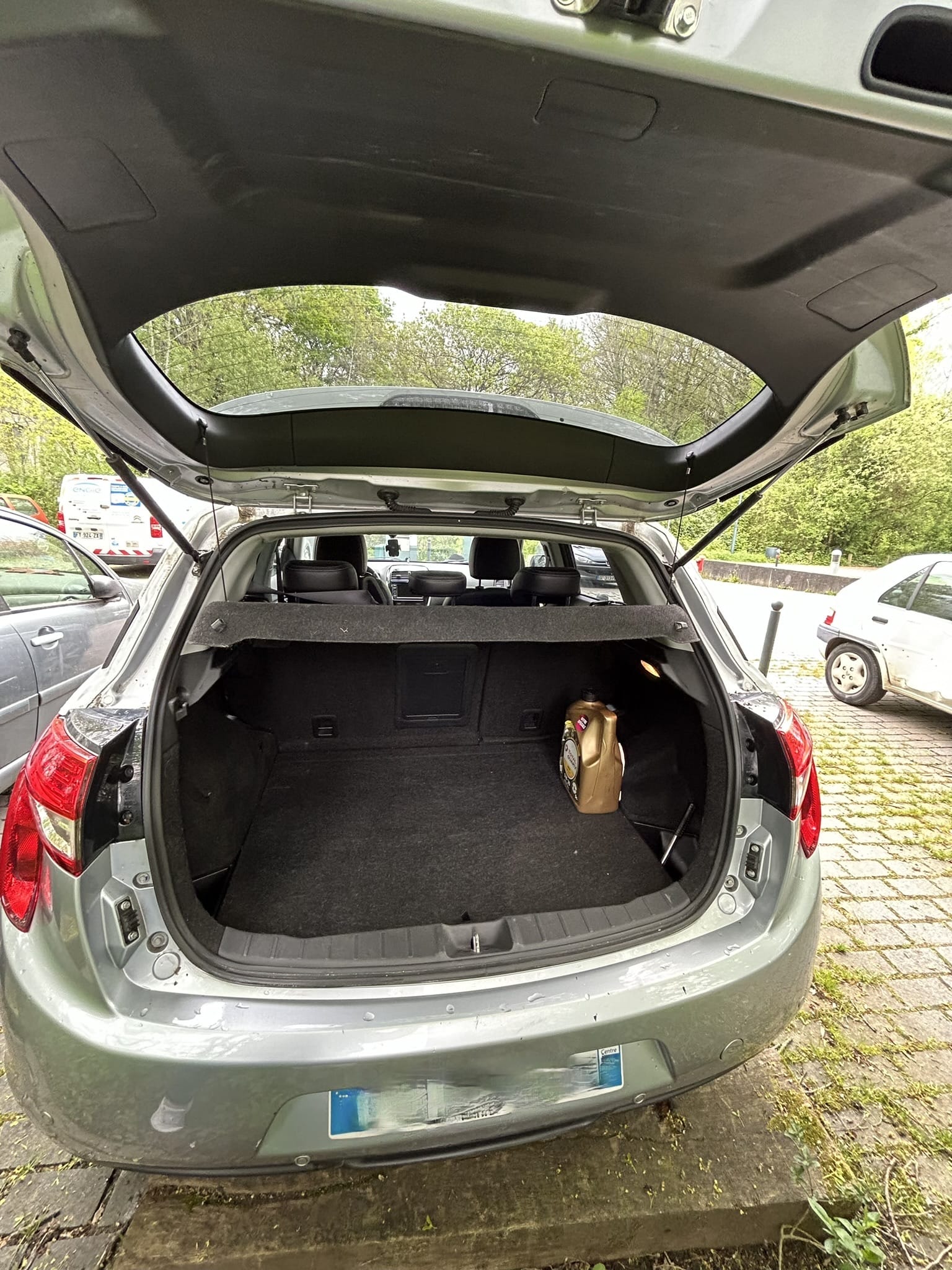 Citroen C4 AirCross with Bluetooth audio