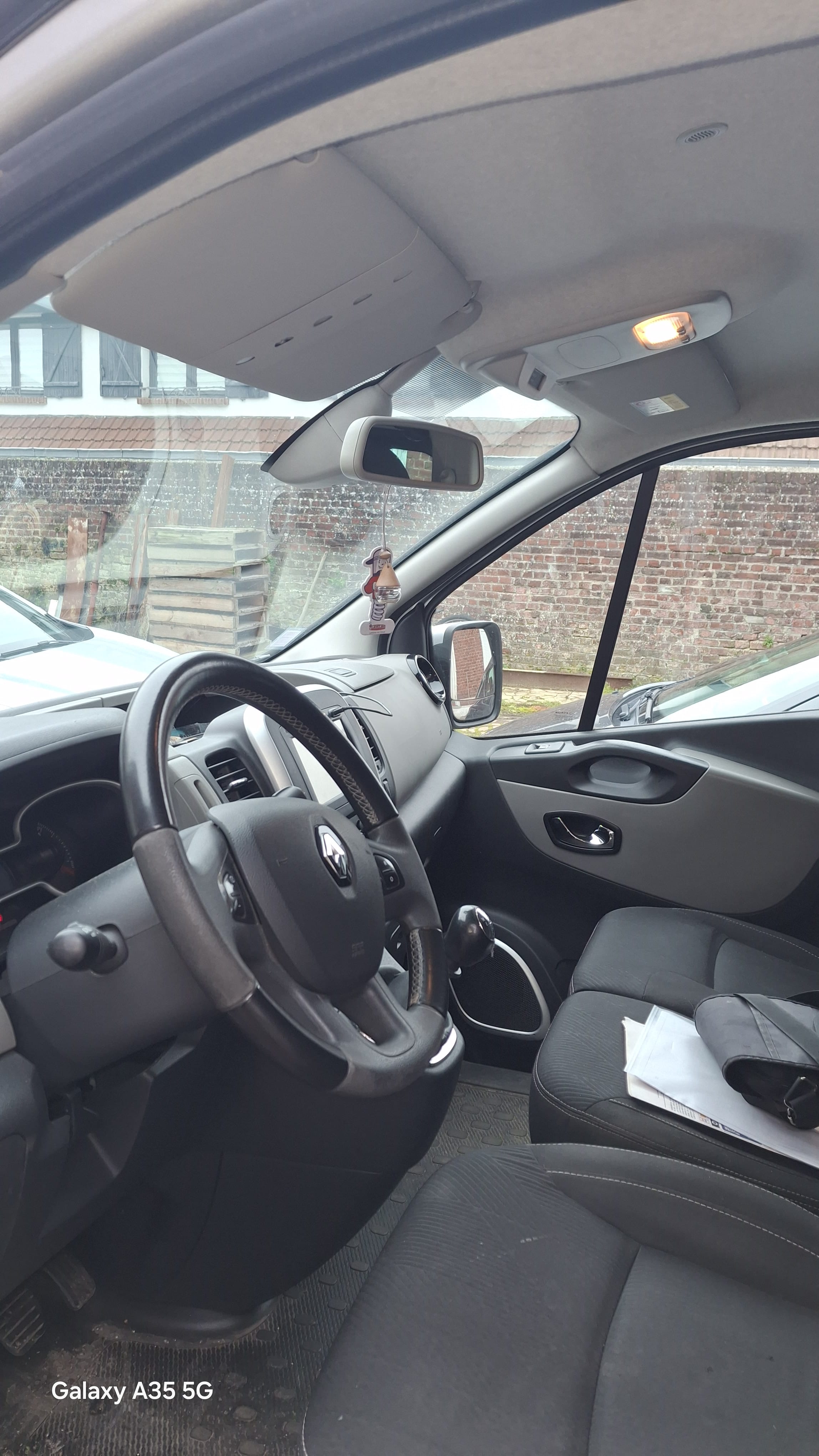 Renault Trafic avec GPS