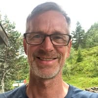 Haakon C L