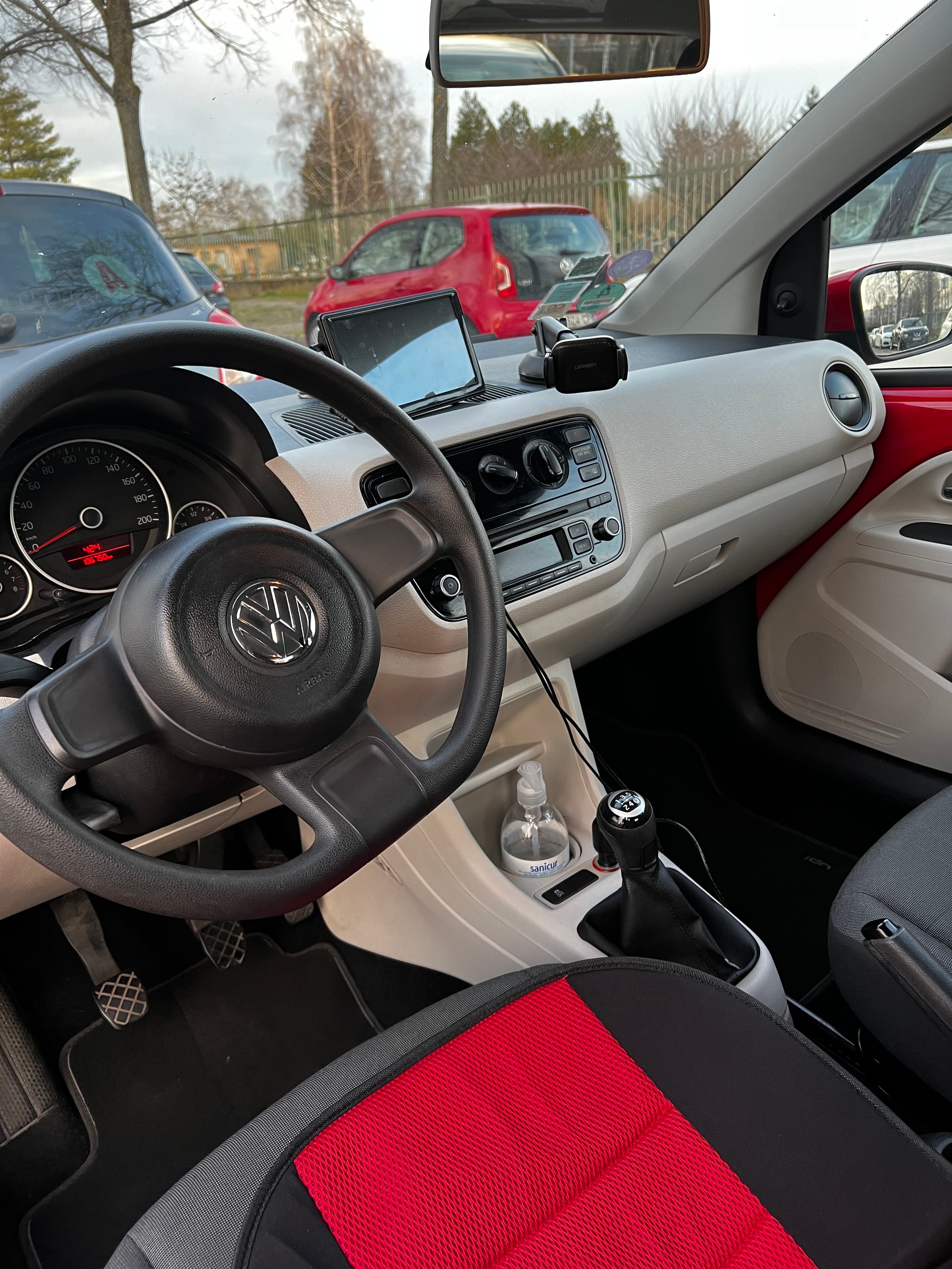 Volkswagen Up! avec Entrée audio / iPod