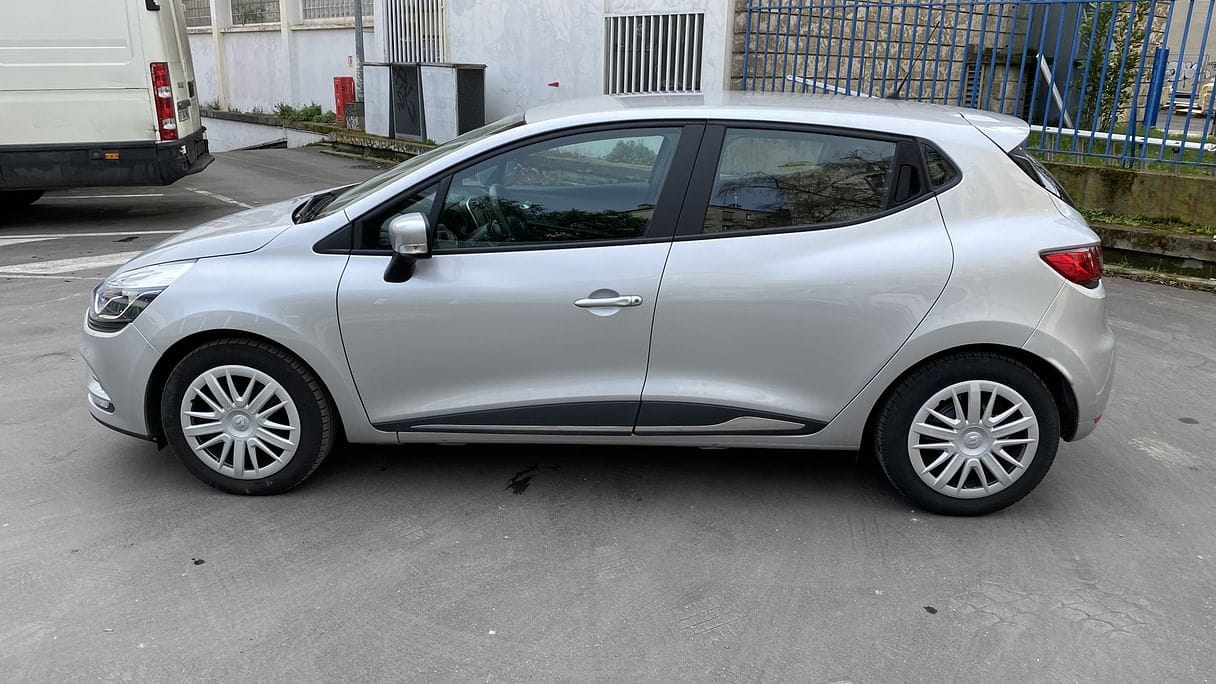 Renault Clio 603 avec Climatisation