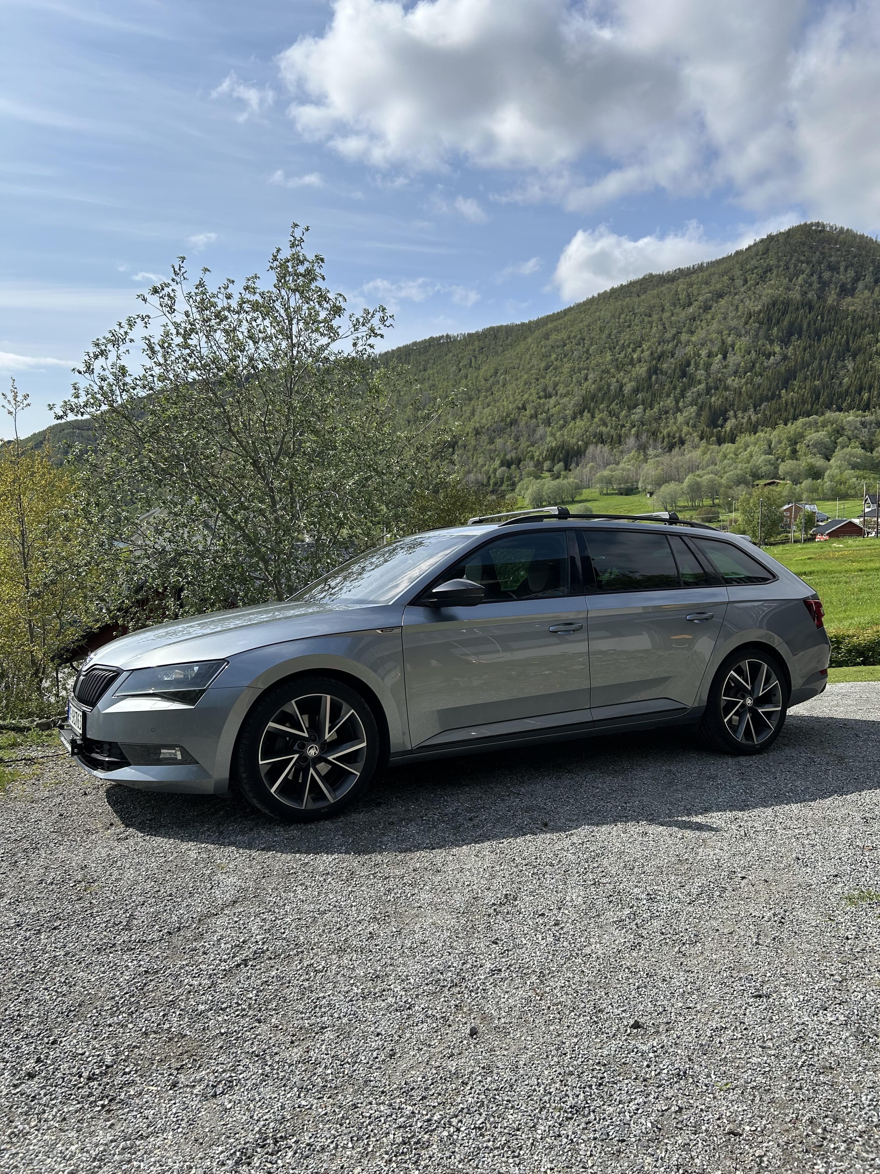Skoda Superb med Aircondition