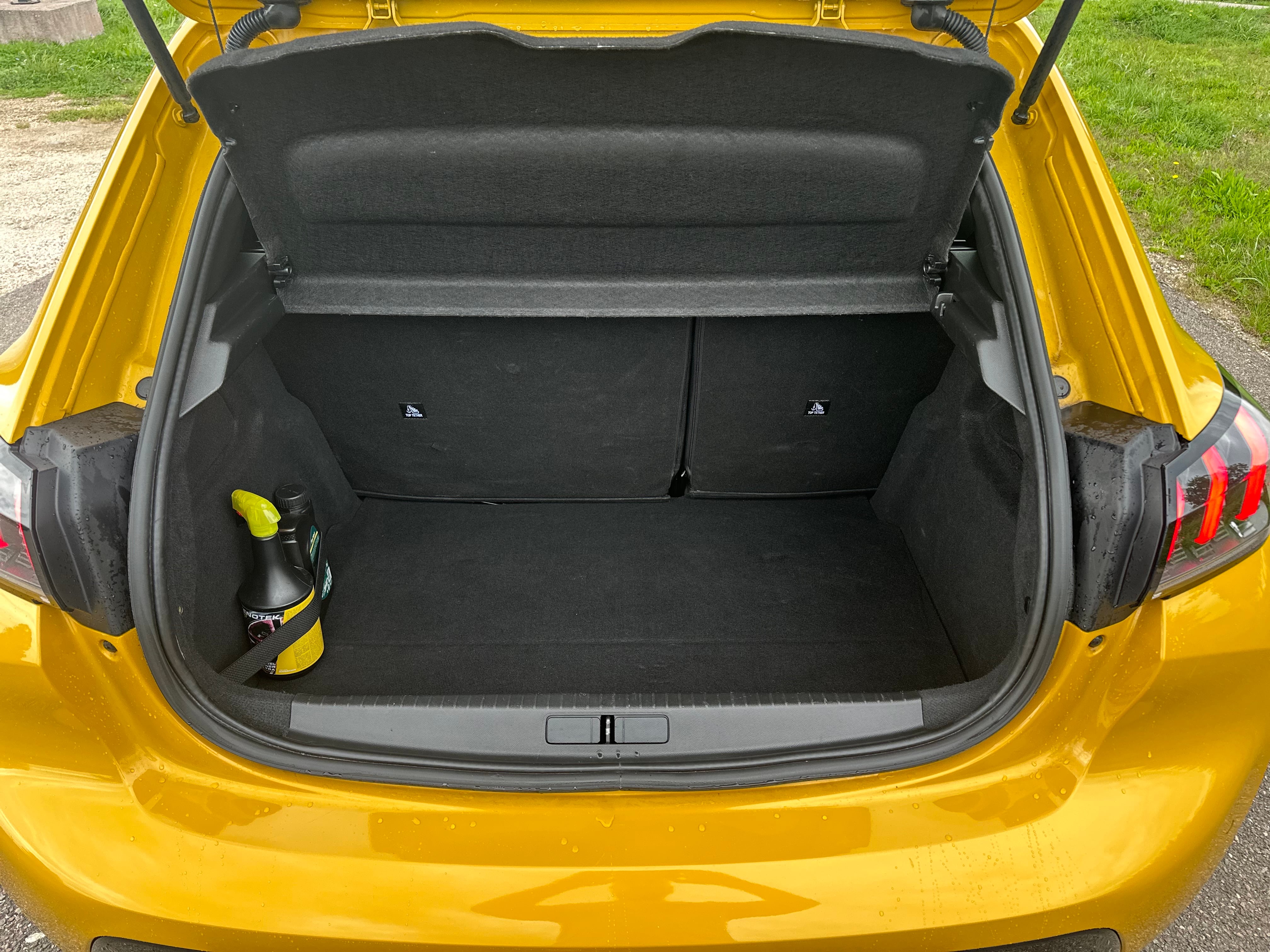 Peugeot 208 GT Line avec Régulateur de vitesse