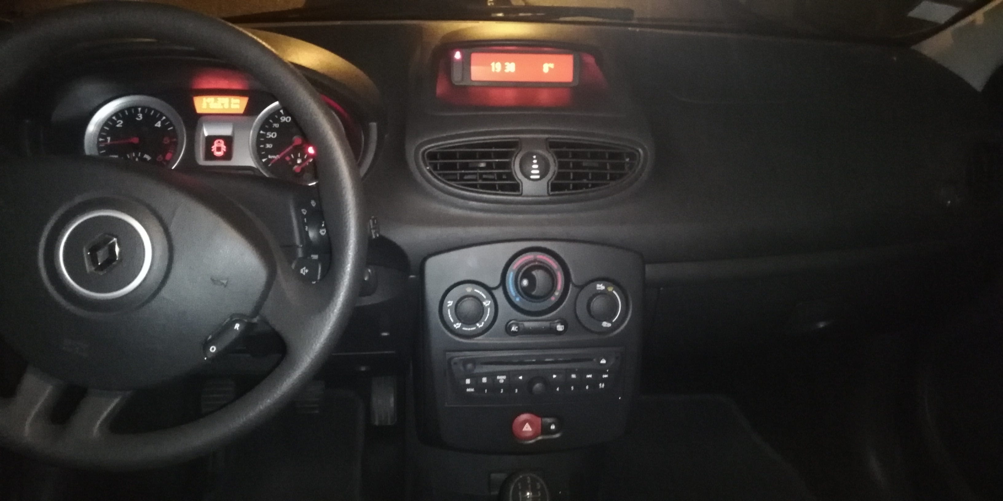 Renault Clio avec Régulateur de vitesse