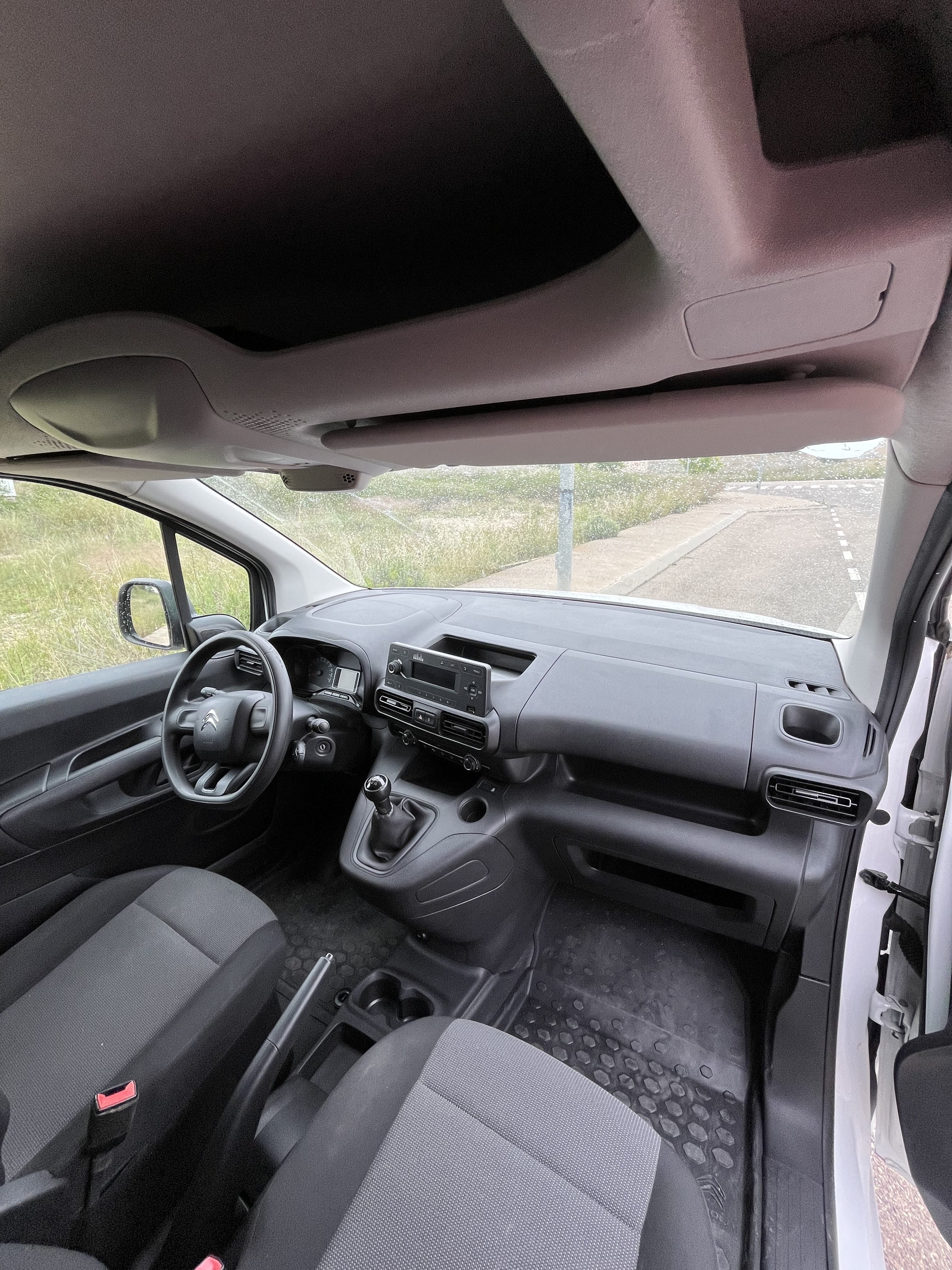 Citroen Berlingo 1.5 con Puertos de carga USB