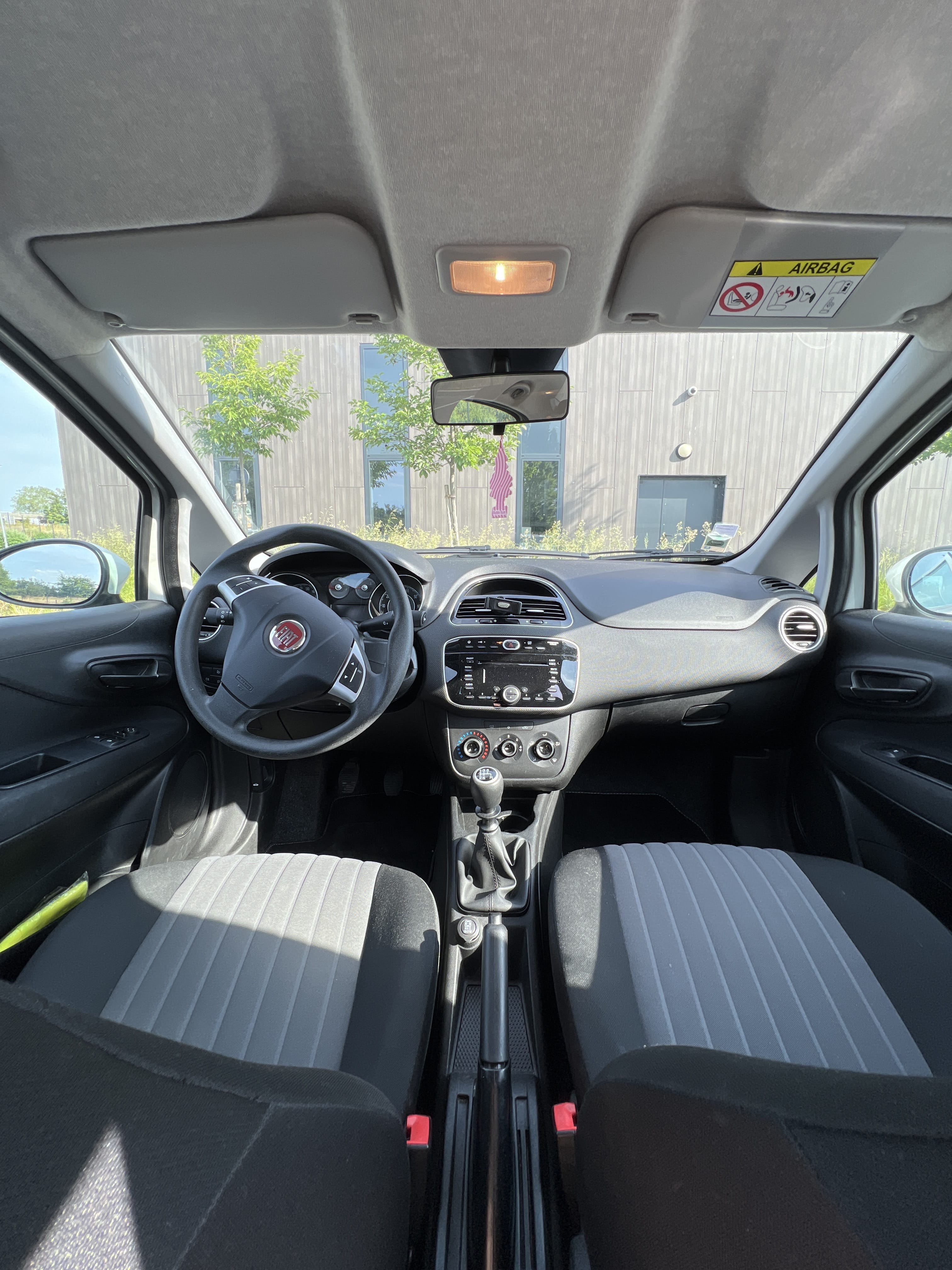 Fiat Punto avec Entrée audio / iPod