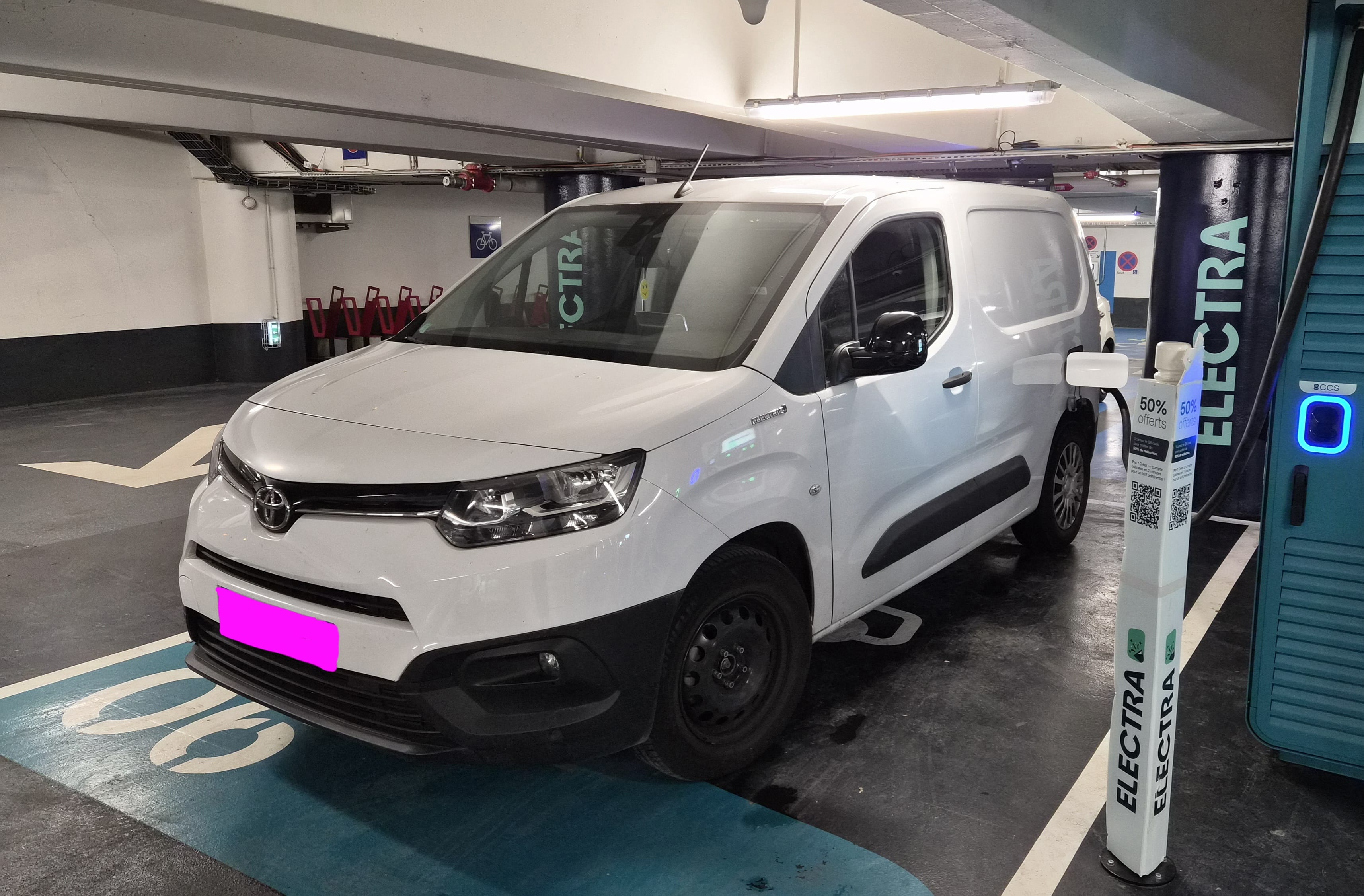 Toyota Proace City Electric (GN482VW) Medium Boite Auto 3.3m3, GPS,Clim,Carplay..., 2023, Électrique, automatique