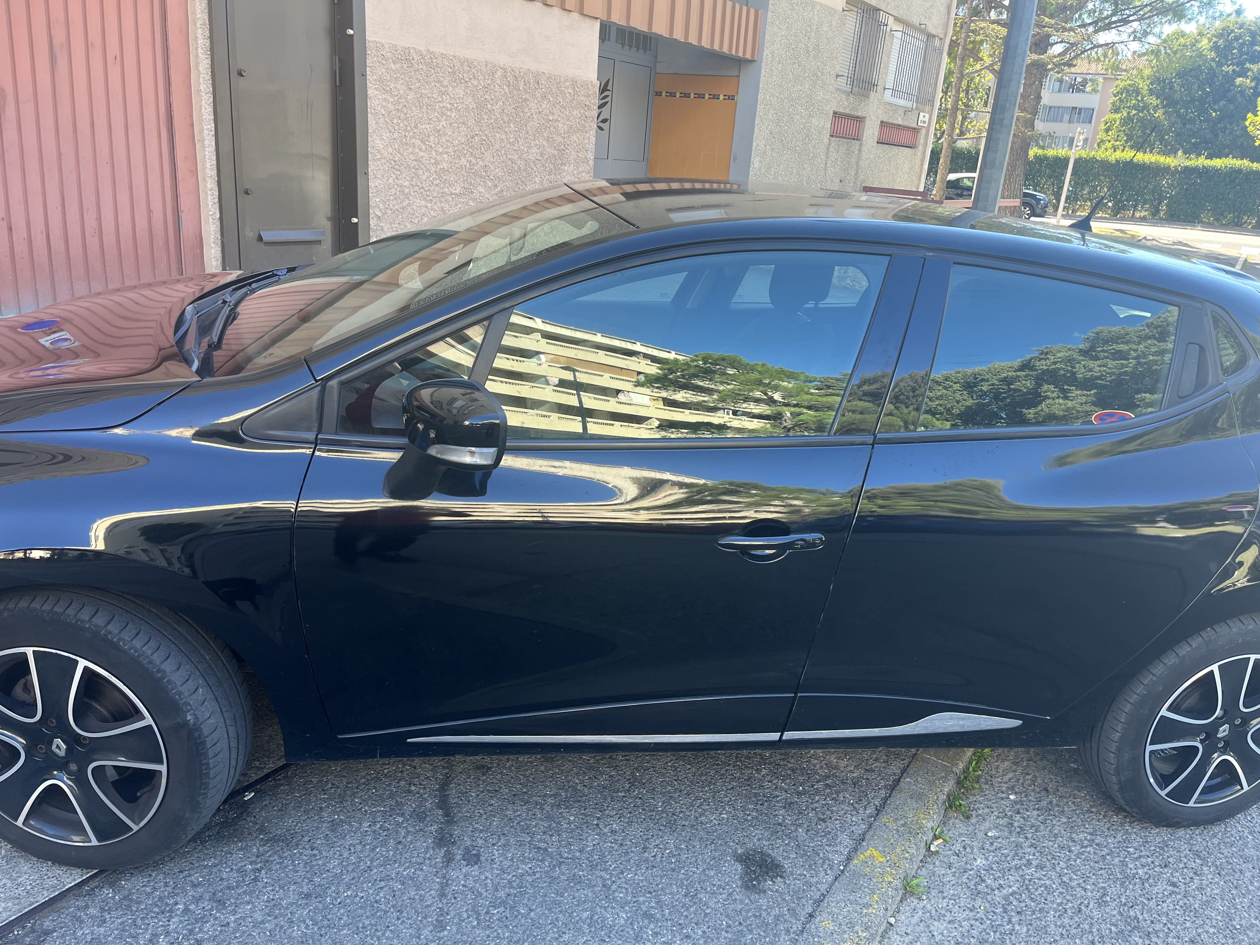 Renault Clio avec Climatisation