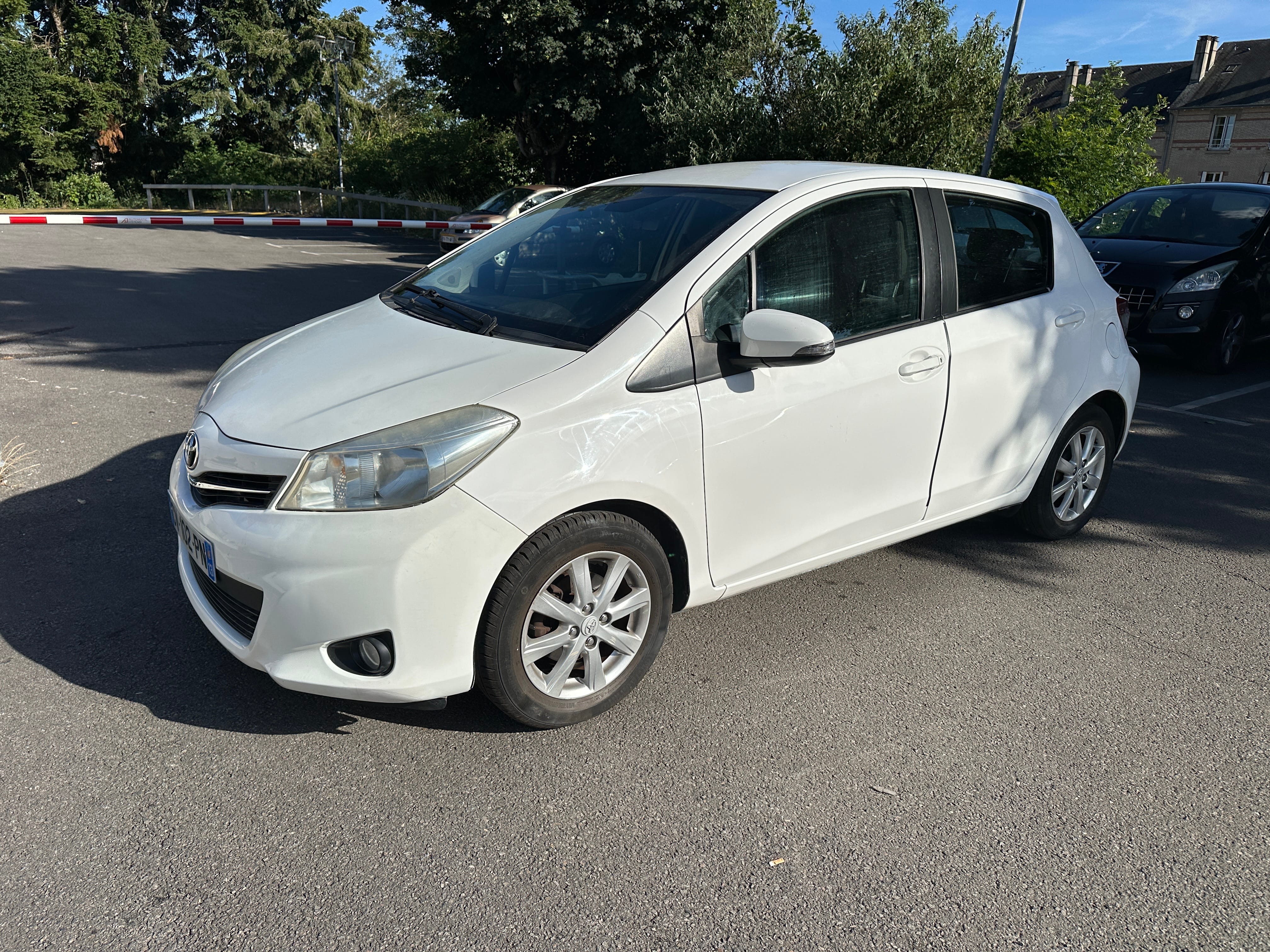 Toyota Yaris, 2013, Essence 95