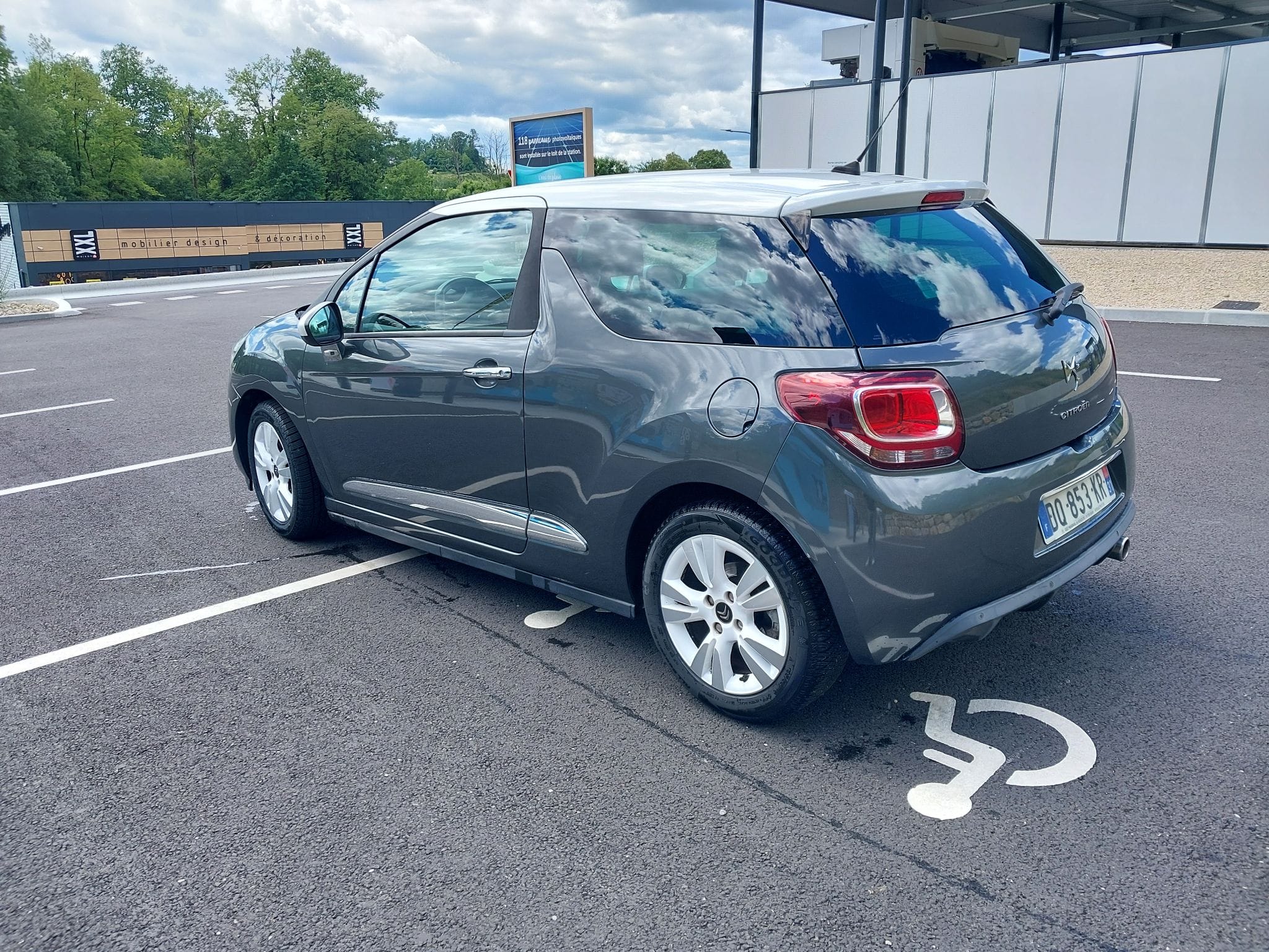 Citroen DS3 1.6 HDI avec Caméra de recul