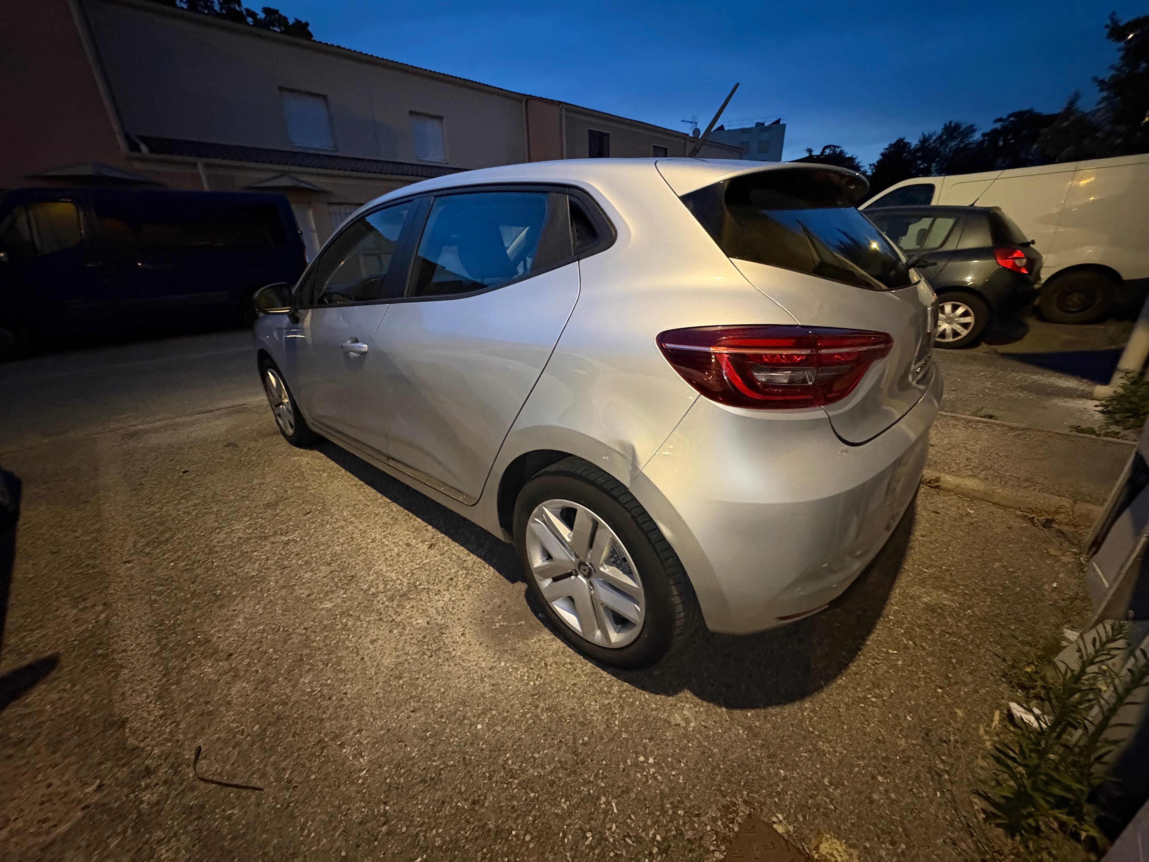 Renault Clio avec GPS