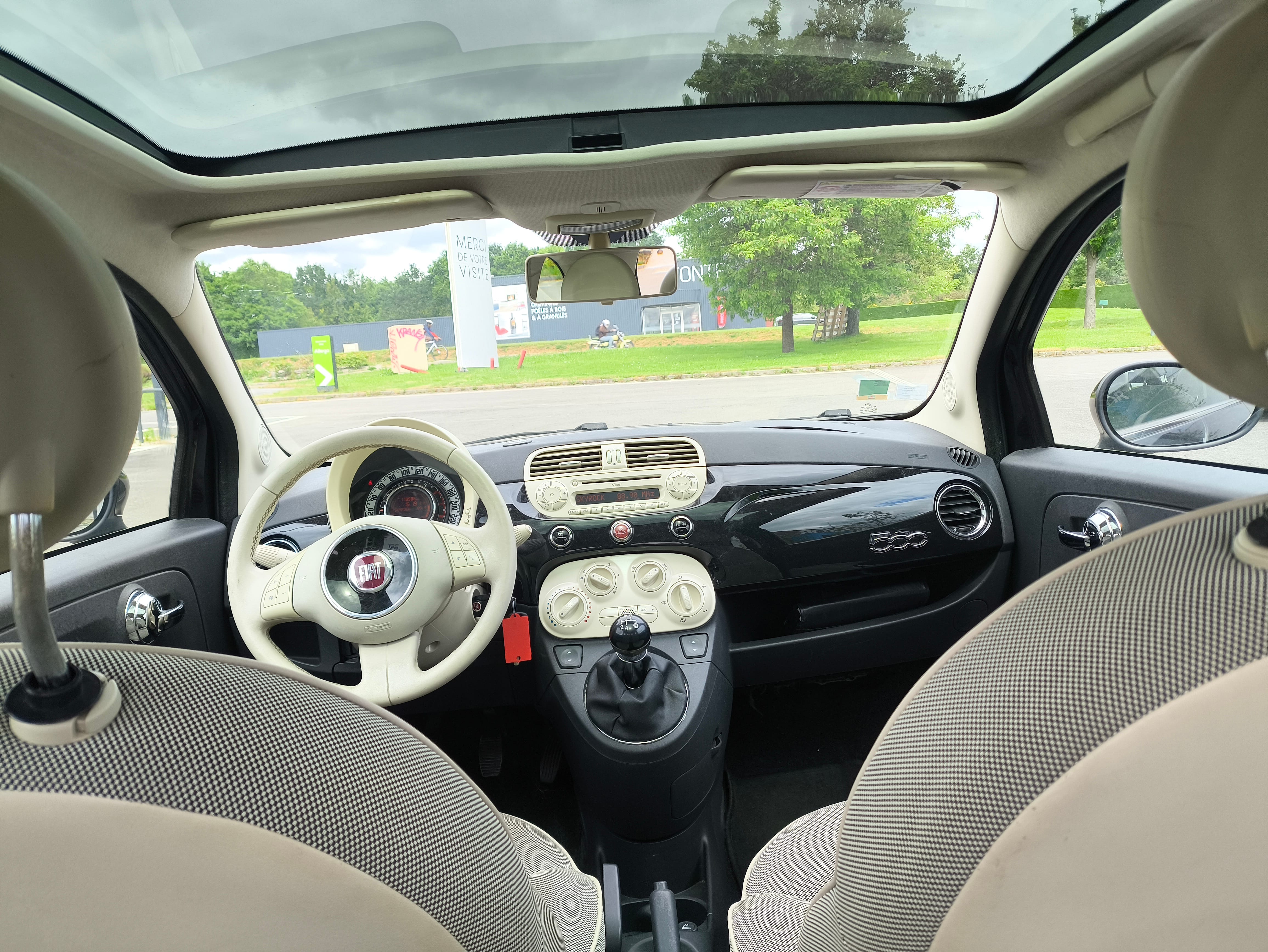 Fiat 500 con Radio 