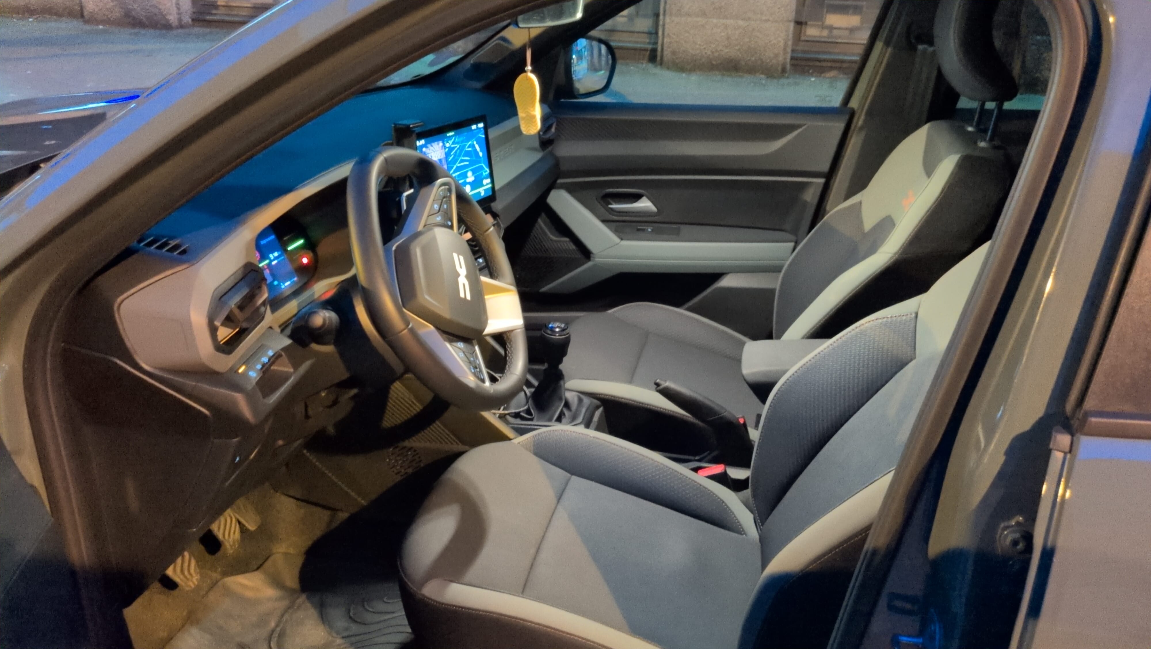 Dacia Duster with Cruise control