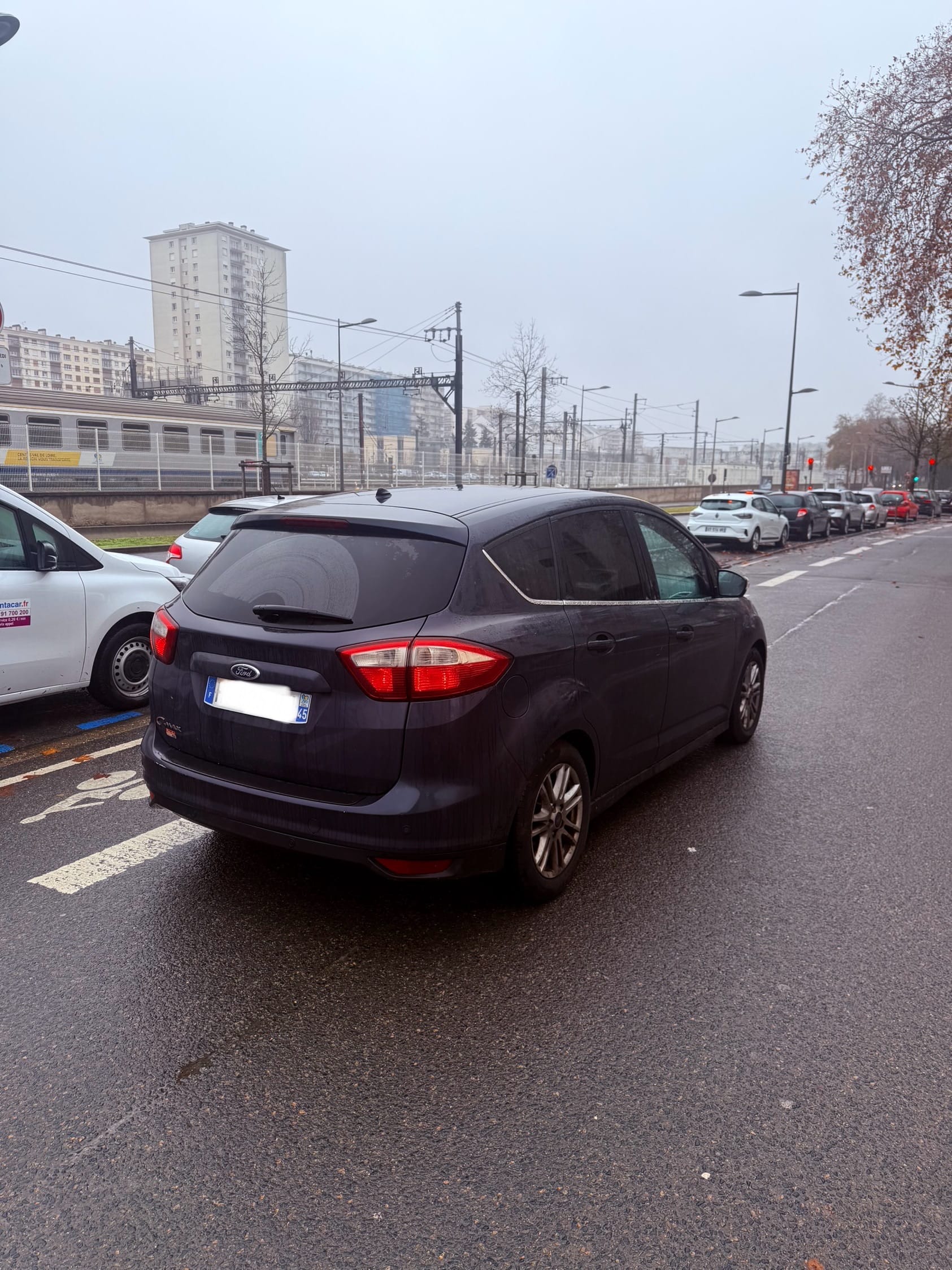 Ford C-Max avec Climatisation