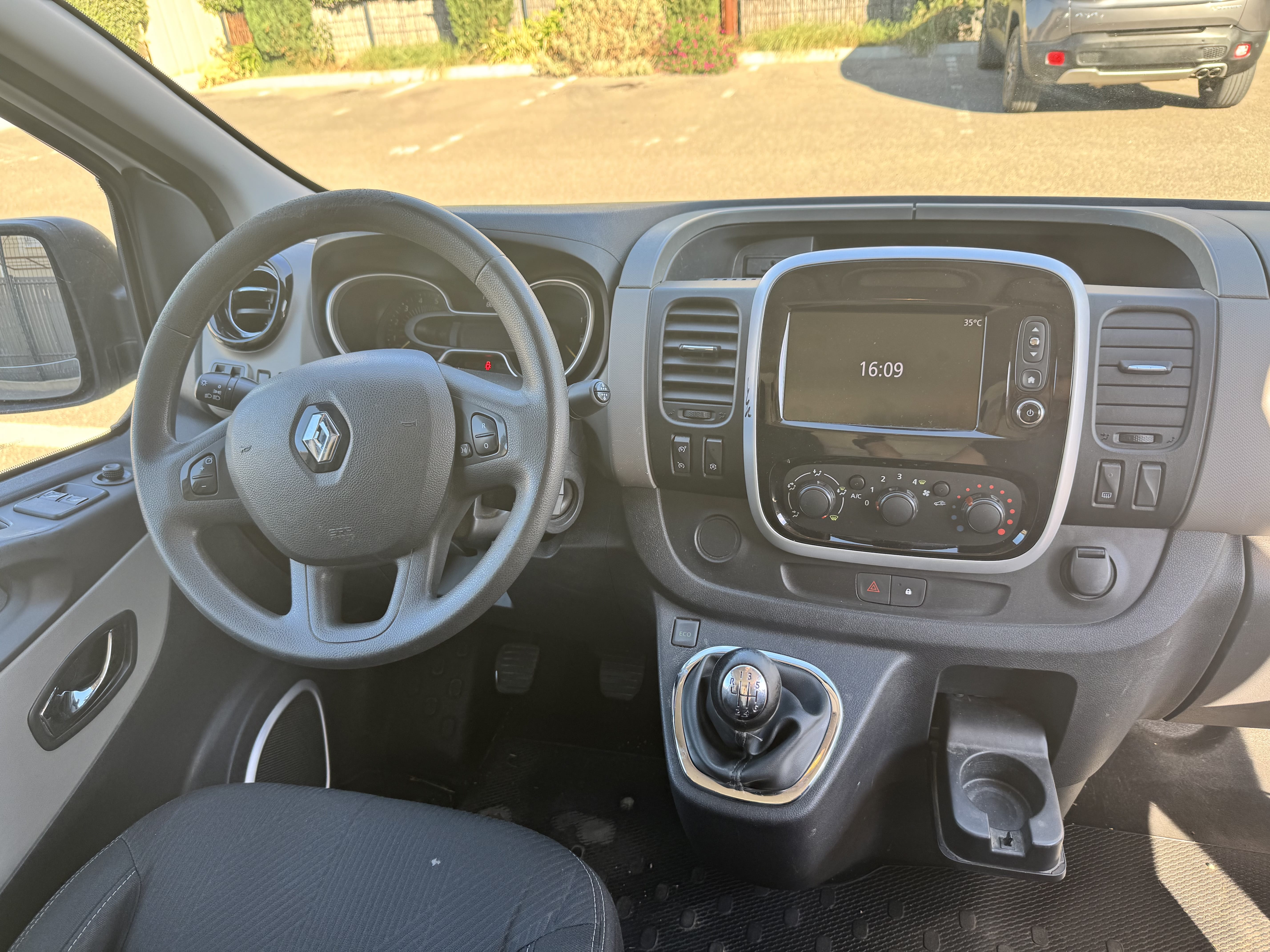 Renault Trafic avec GPS