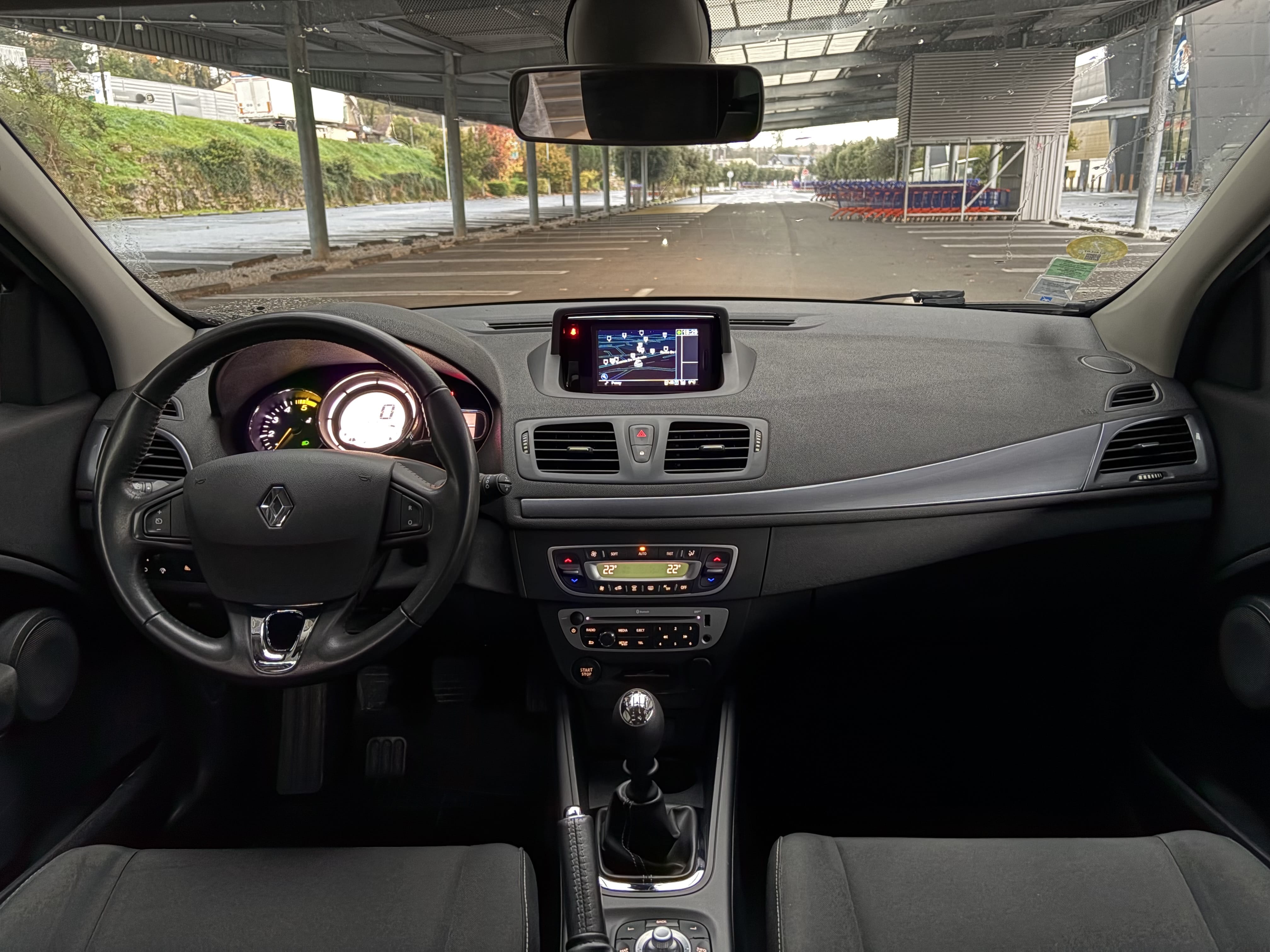 Renault Mégane 5 Portes 1.5 Diesel 110 CV Boîte 6 avec GPS