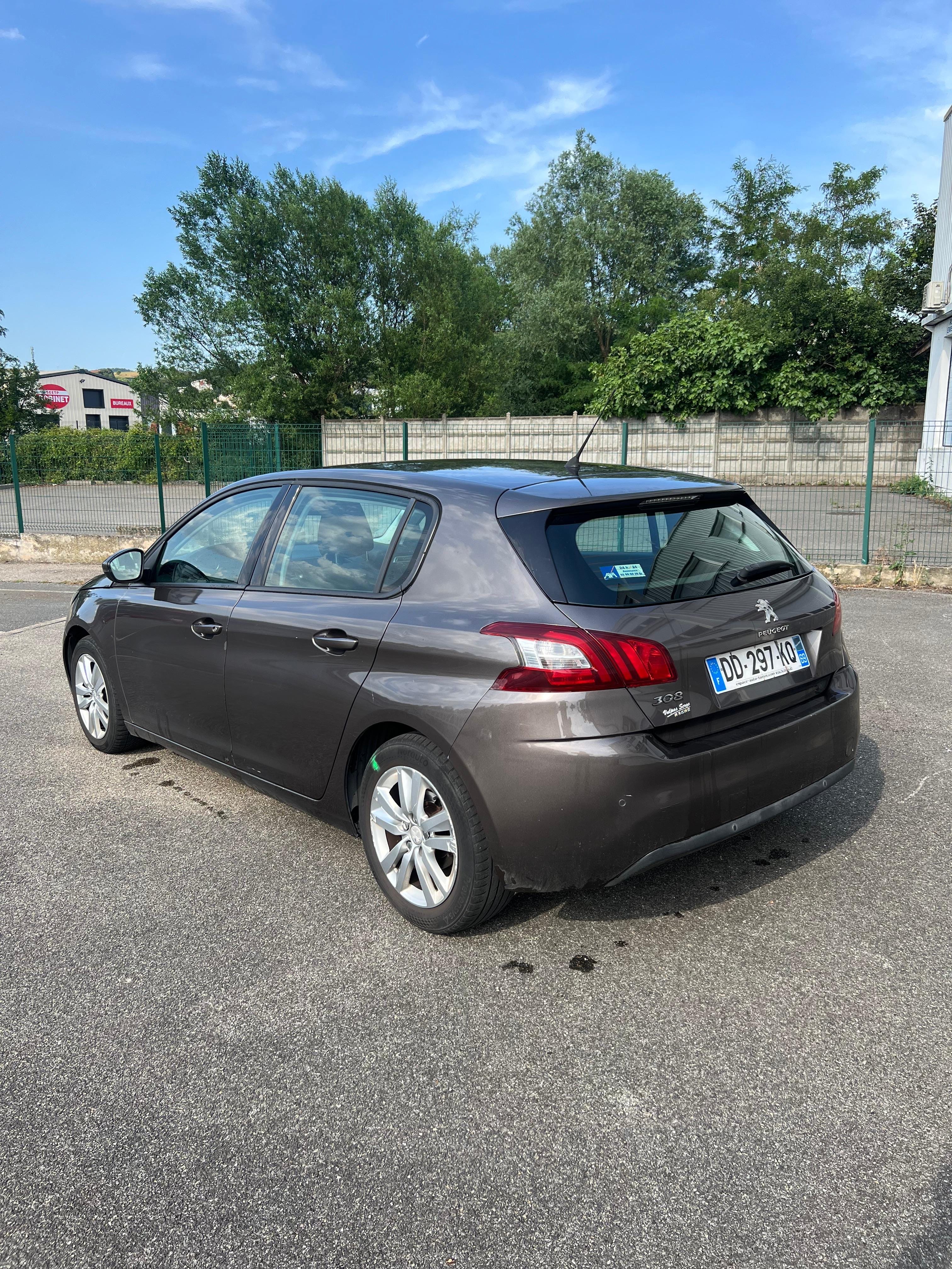 Peugeot 308 avec Climatisation