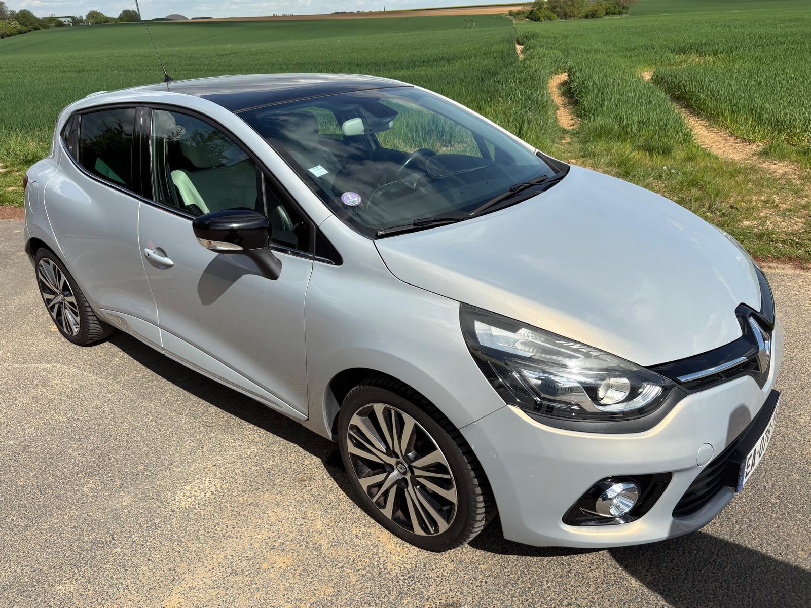 Renault Clio, 2016, Essence 98