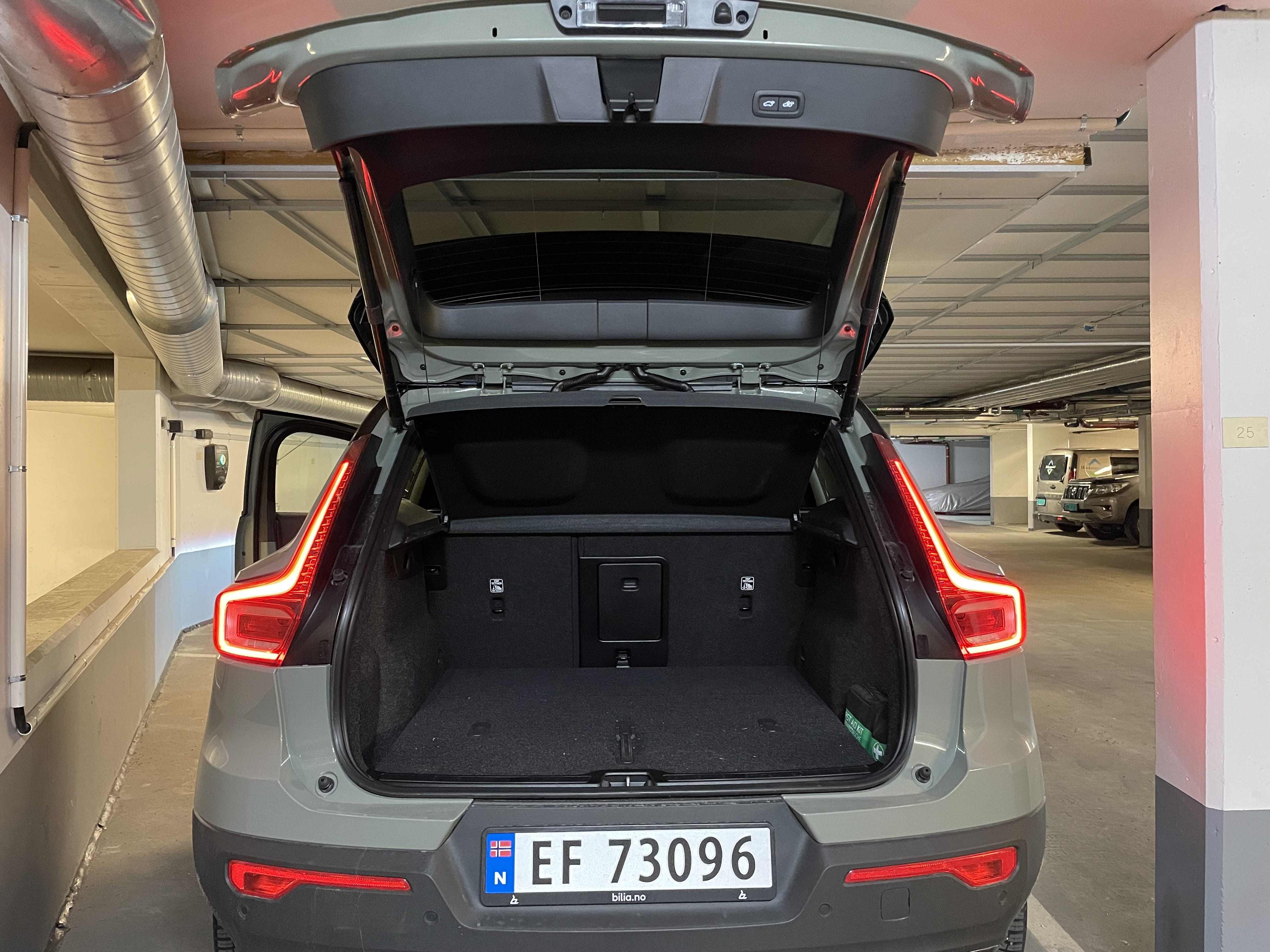 Volvo XC40 Recharge mit Tempomat