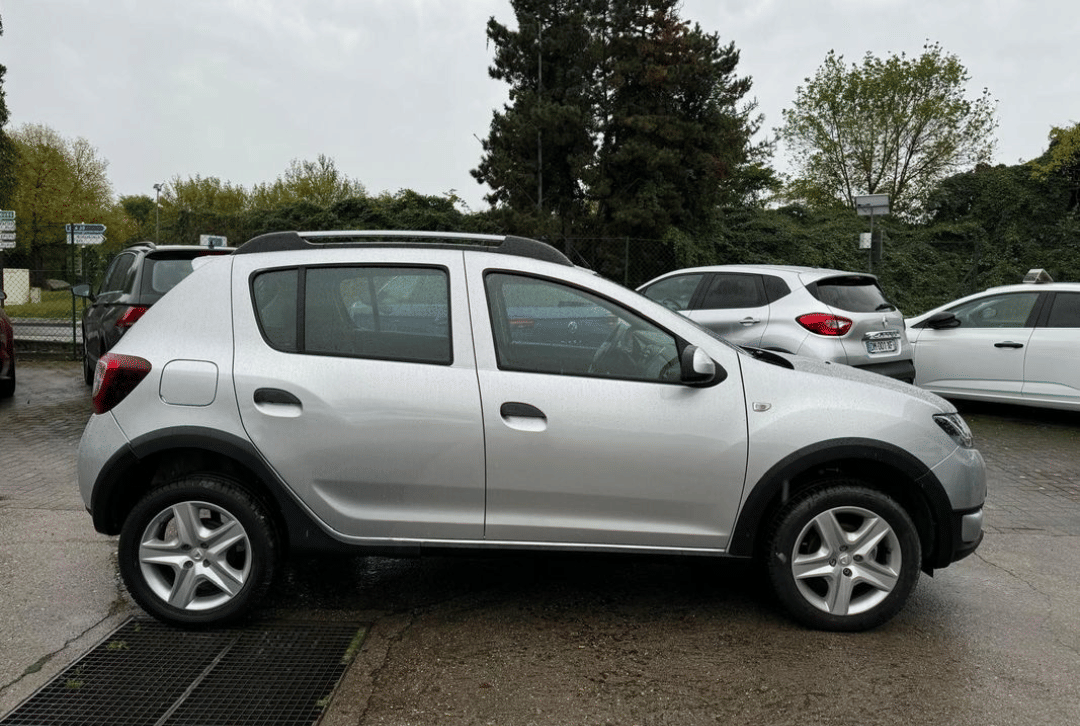 Dacia Sandero Stepway with Air conditioning