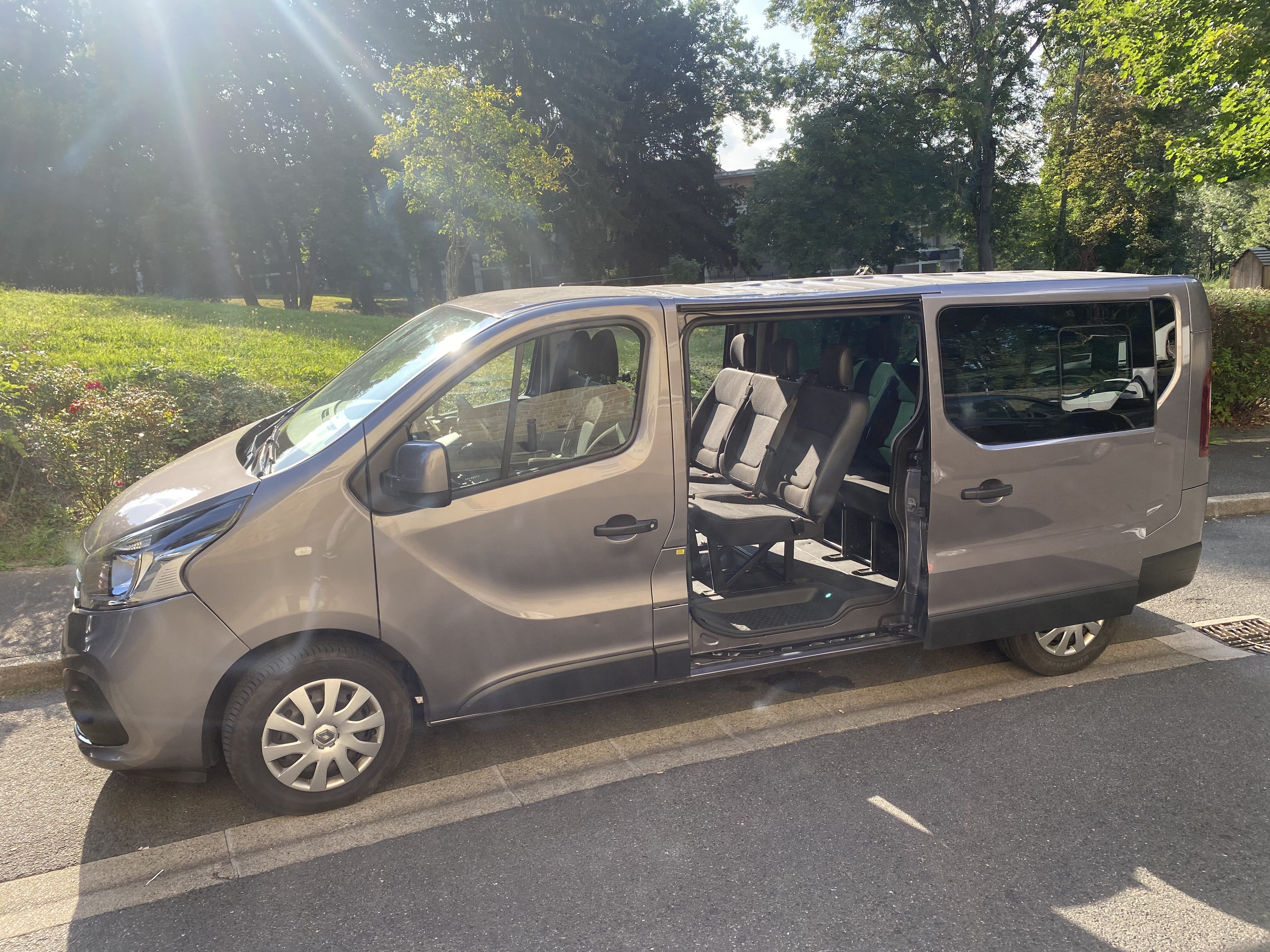 Renault Trafic Passenger avec Climatisation