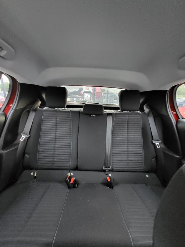 Peugeot e-208 Style avec Apple CarPlay