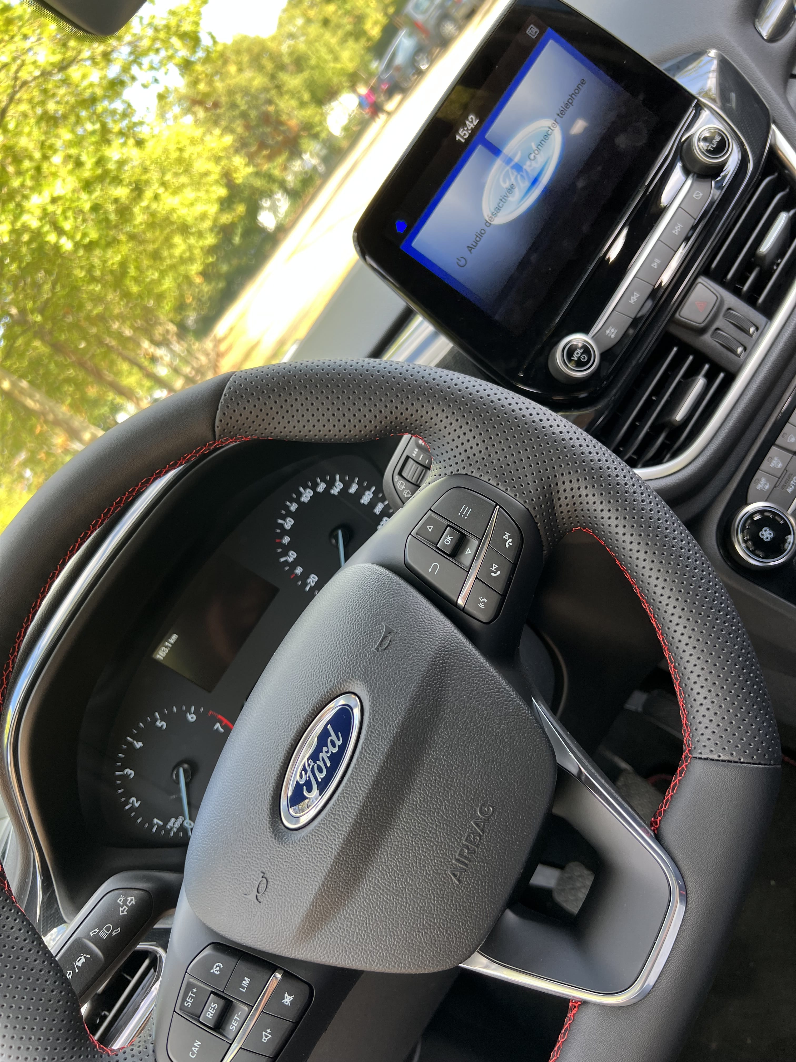 Ford Puma avec Siège bébé