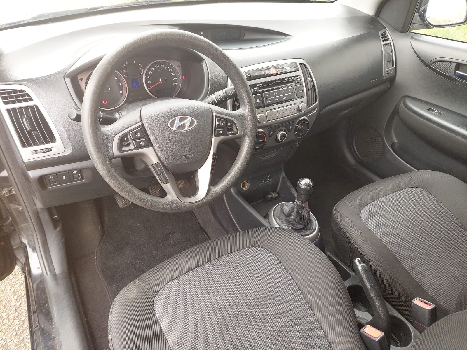 Hyundai i20 avec Siège bébé