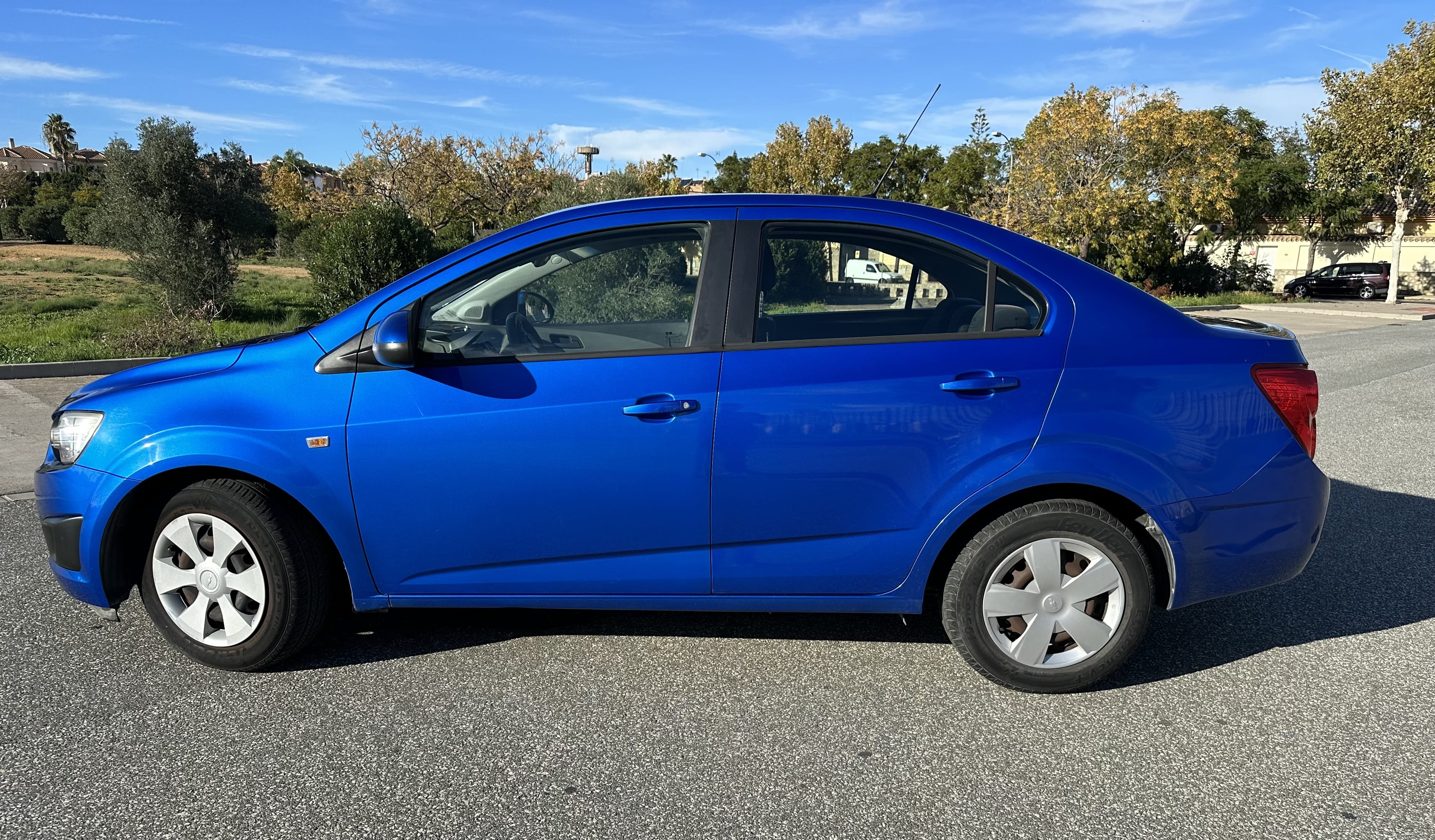 Chevrolet Aveo Berlina con Aire acondicionado