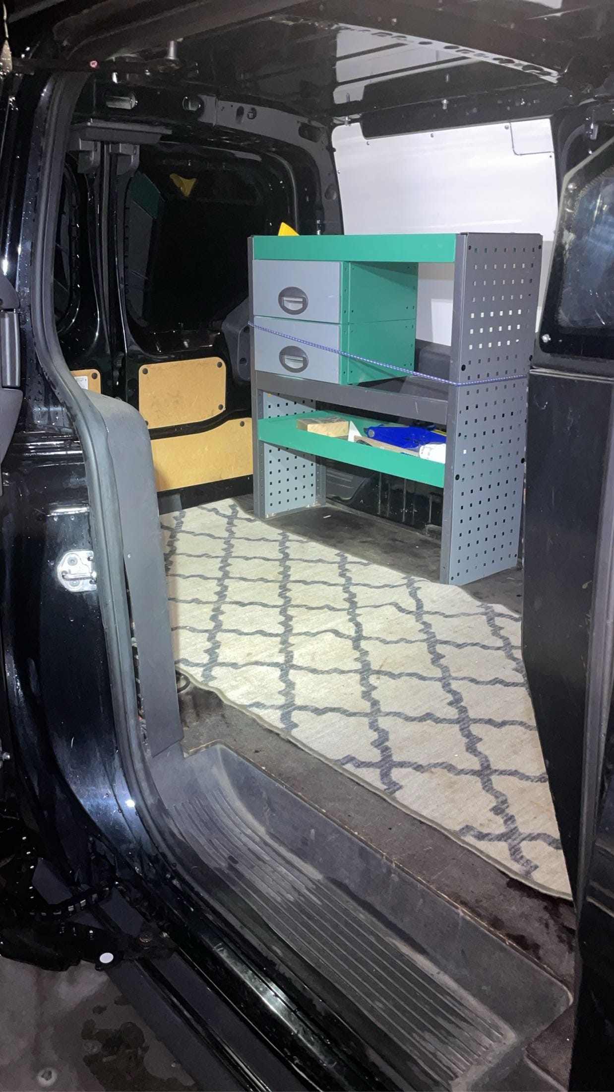 Ford Transit Connect met Audio- / iPod-ingang
