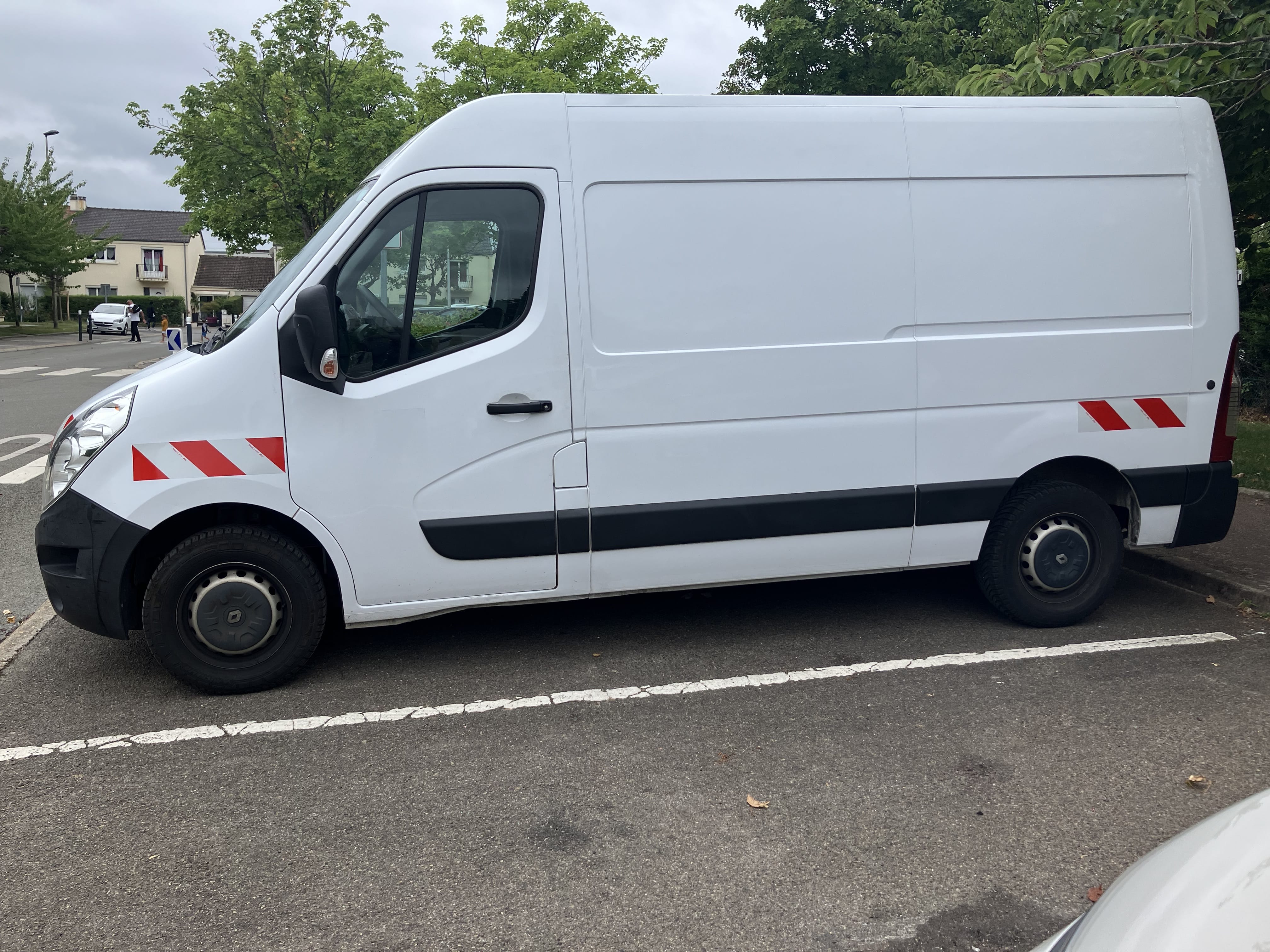 Renault Master 2,3 DCI 145 GRAND CONFORT avec Climatisation
