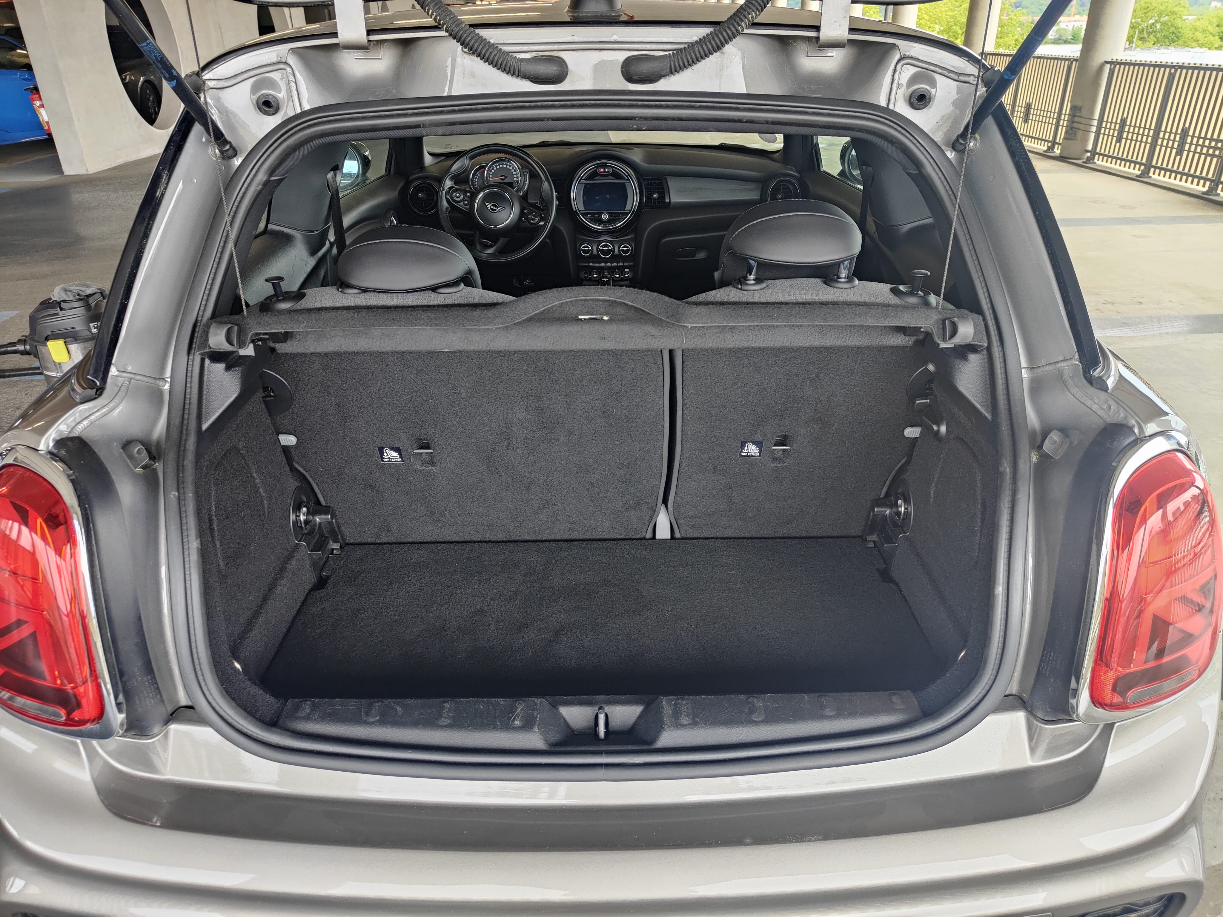 Mini Cooper 3 portes JCW | AUTO | GPS | GARE ST-JEAN (750m)