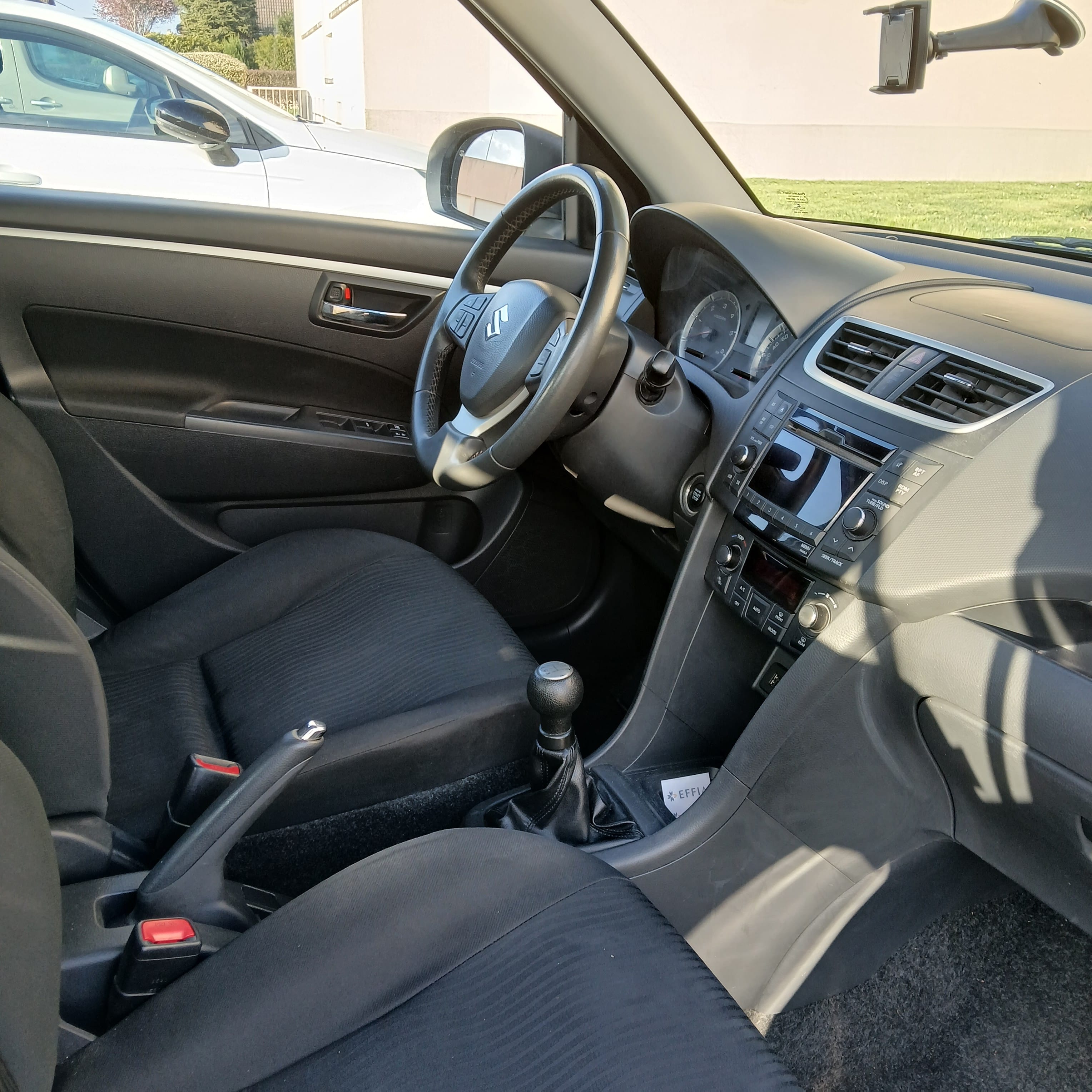 Suzuki Swift 1.3 DDIS avec Siège bébé