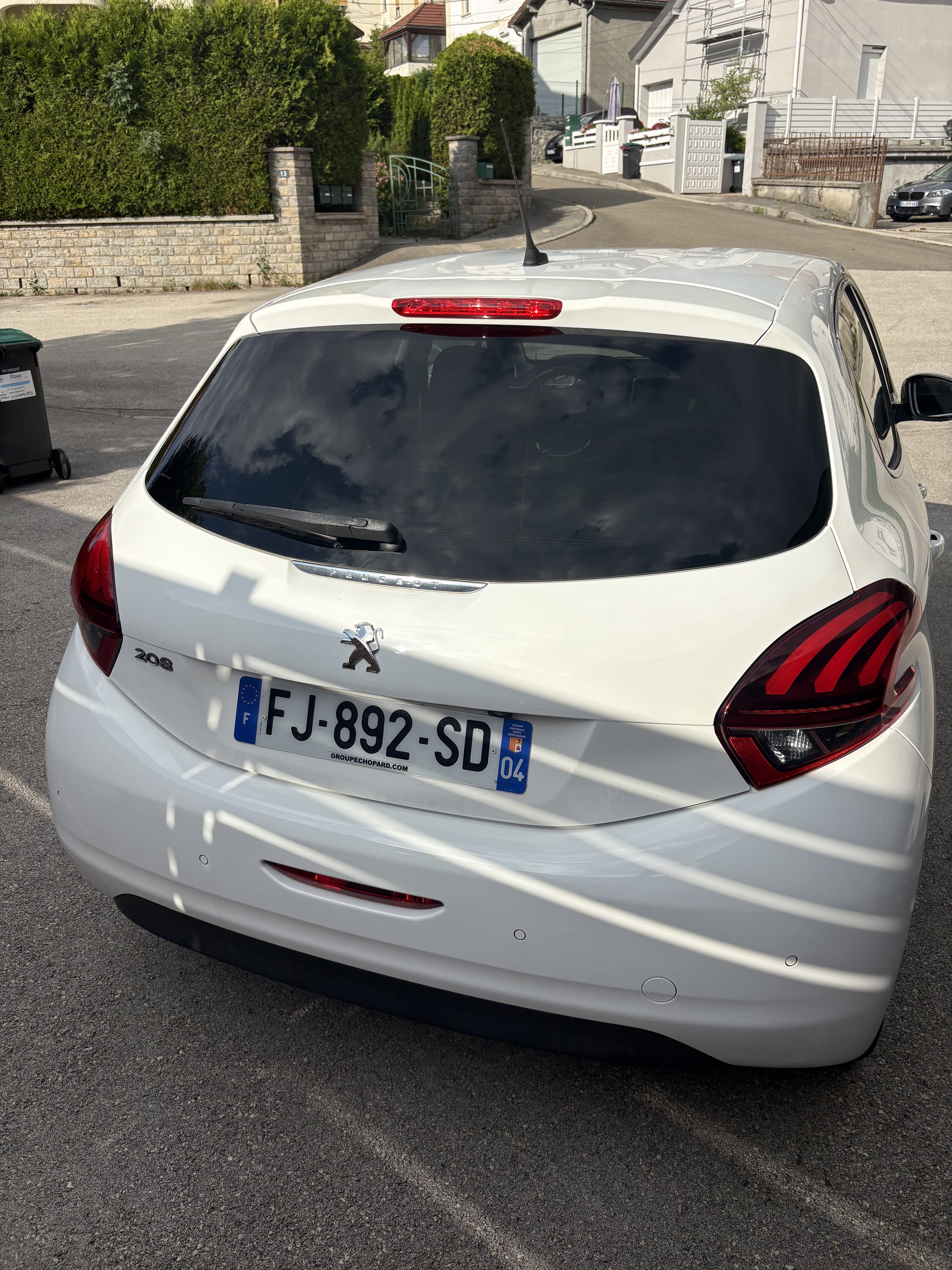 Peugeot 208 avec Climatisation