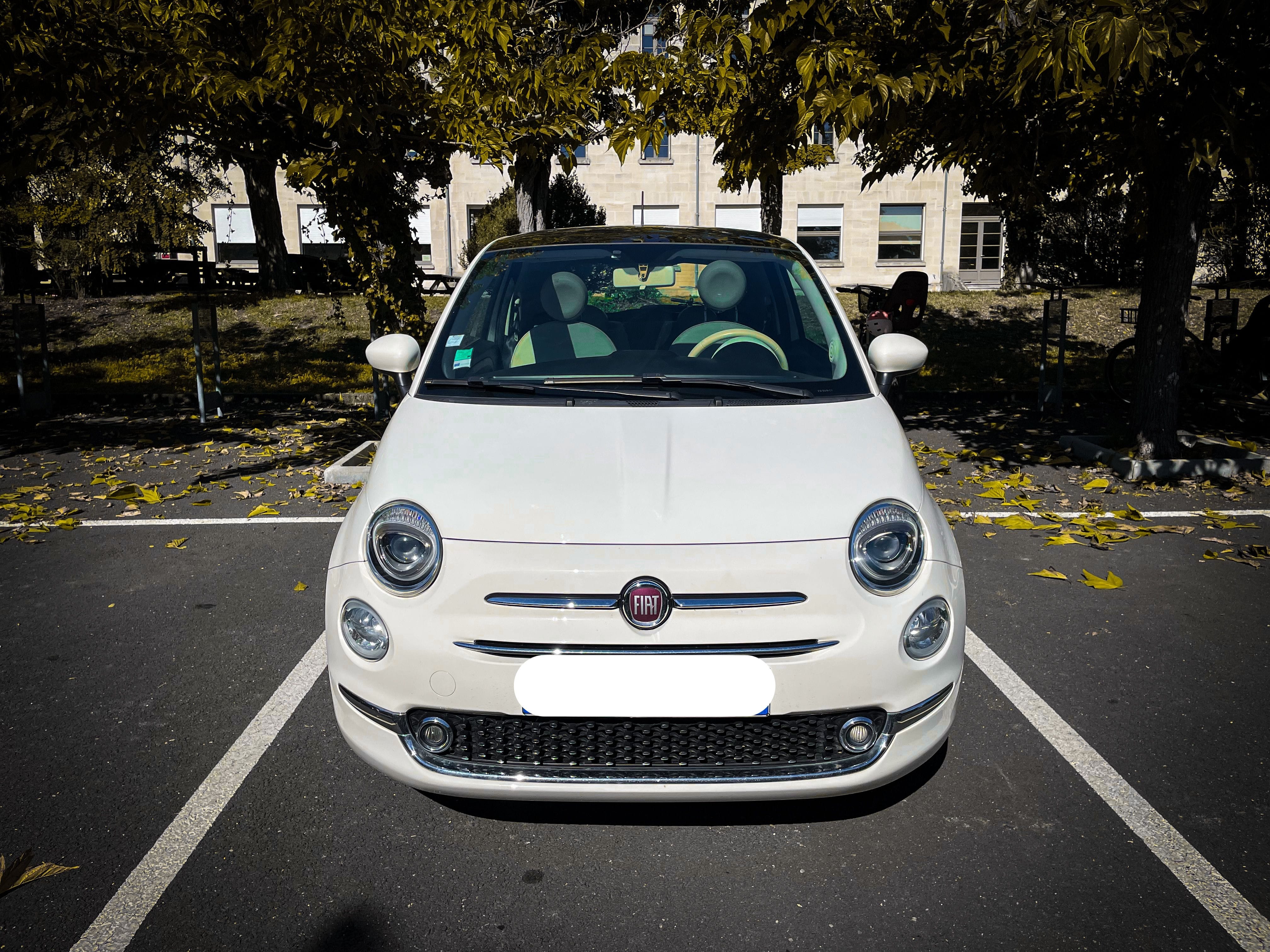 Fiat 500 . Gare Saint-Jean . Parking privé, place dédiée .
