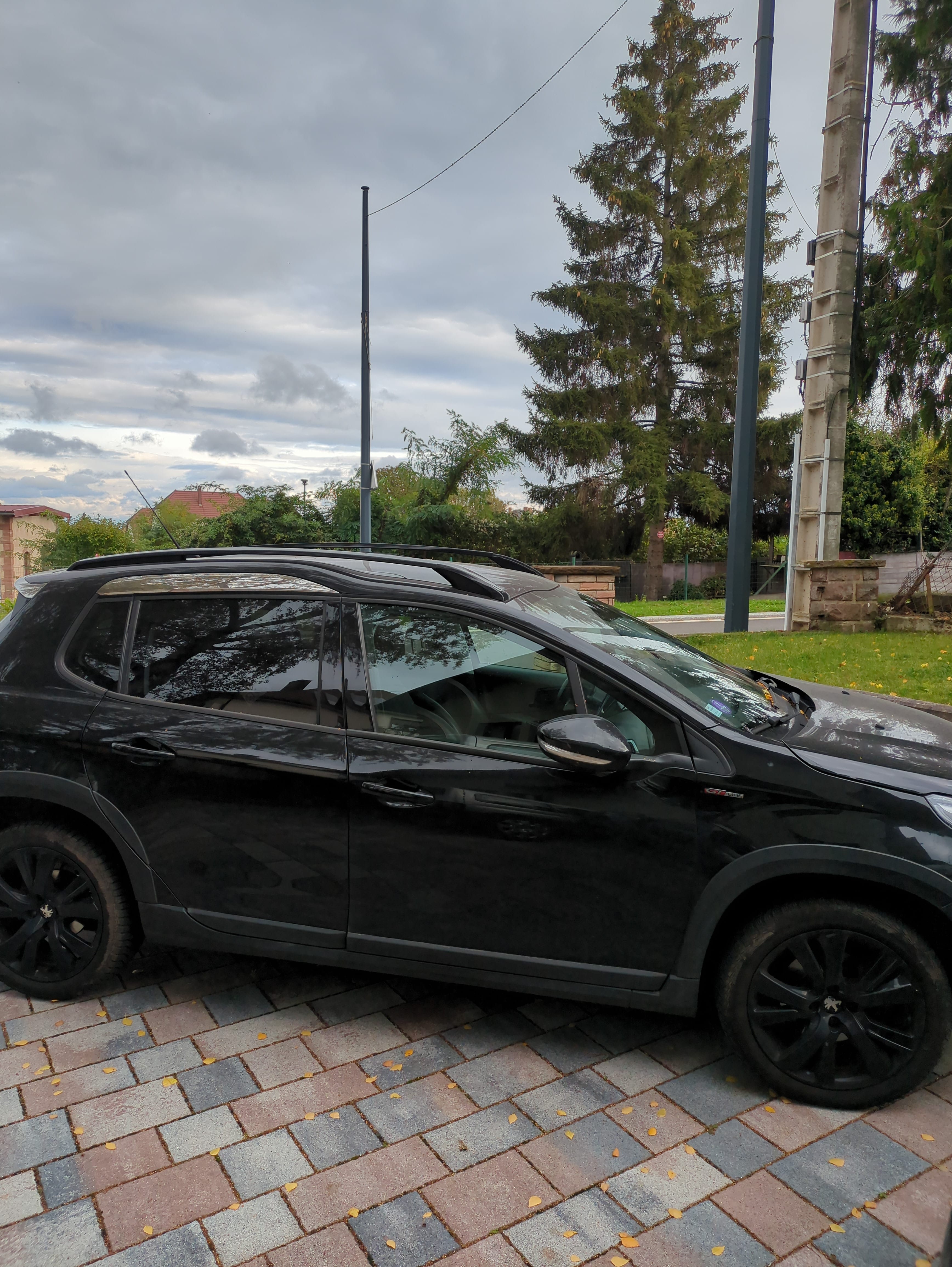 Peugeot 2008 avec GPS