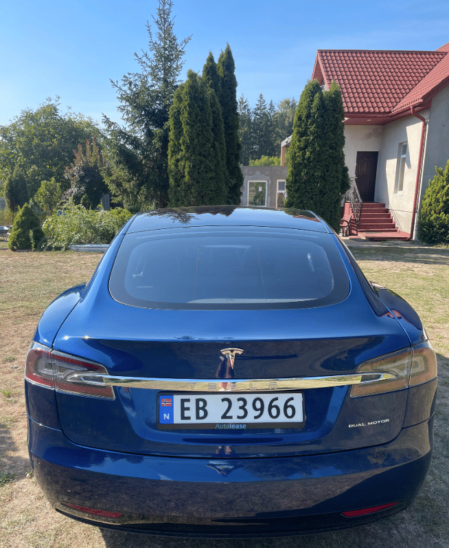 Tesla Model S Long Range med GPS