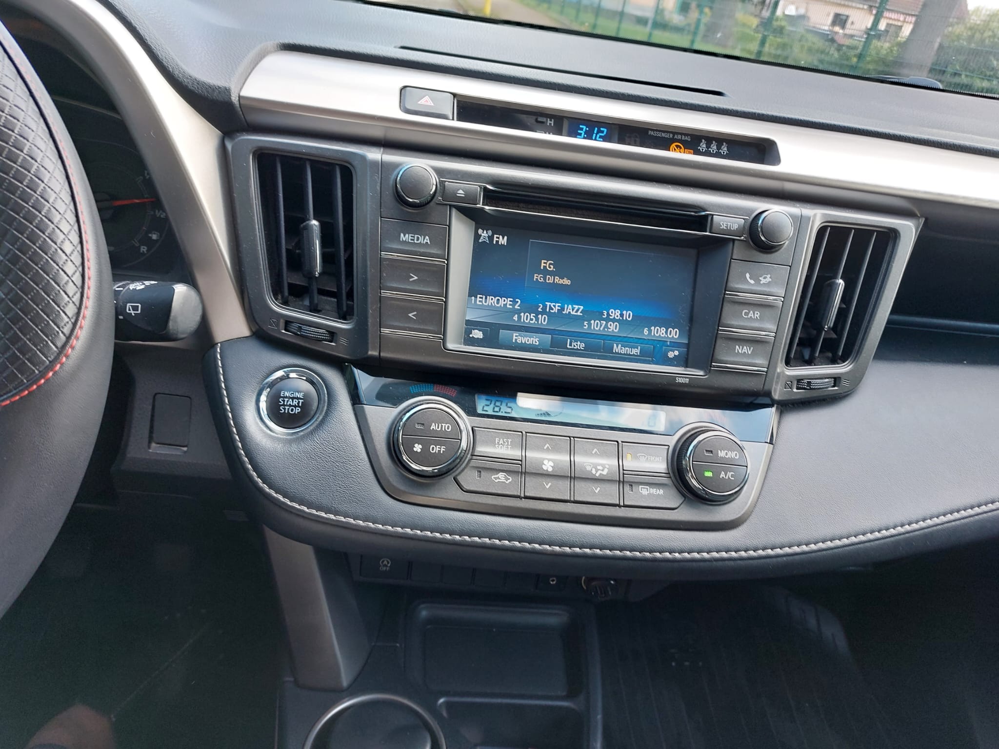 Toyota RAV4 avec Régulateur de vitesse