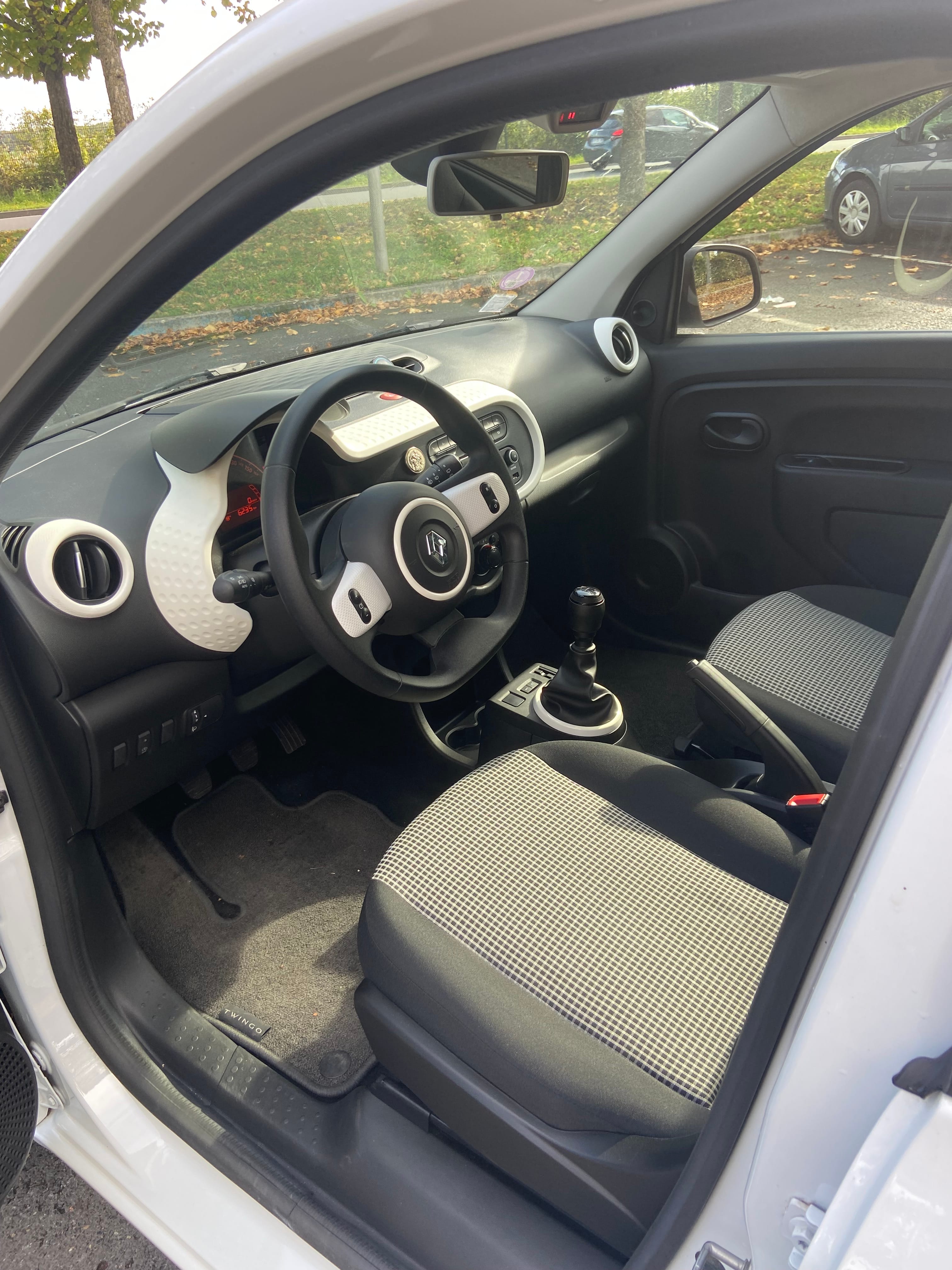 Renault Twingo III avec Régulateur de vitesse