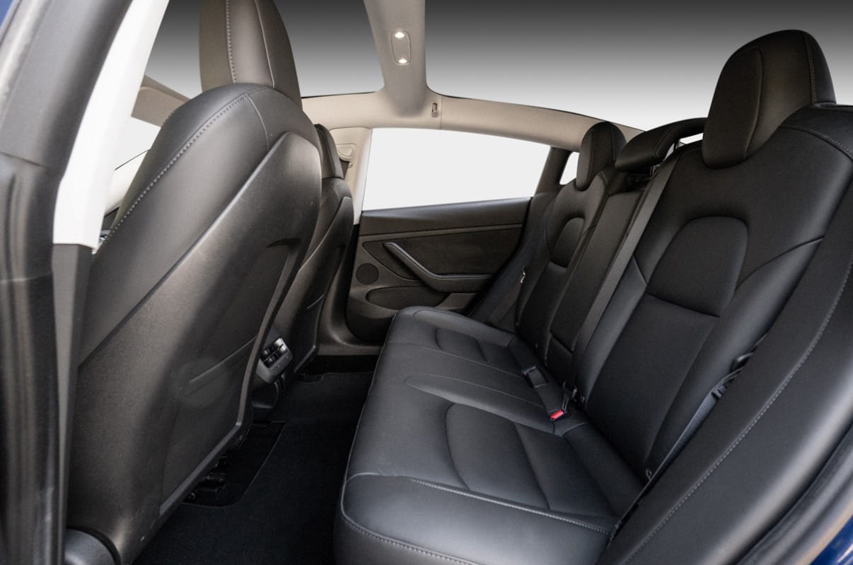 Tesla Model 3 med Ryggekamera