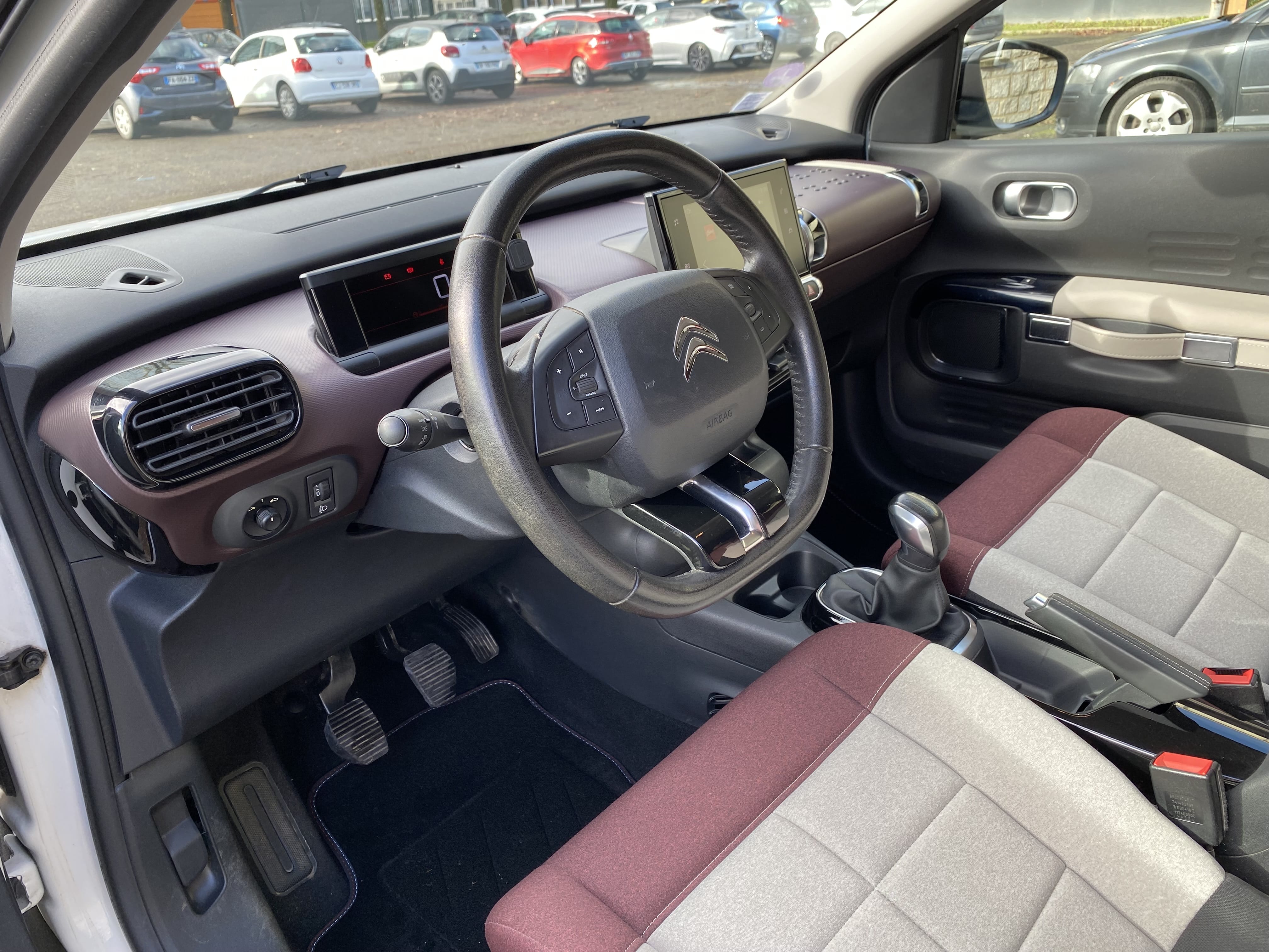 Citroen C4 Cactus avec Siège bébé